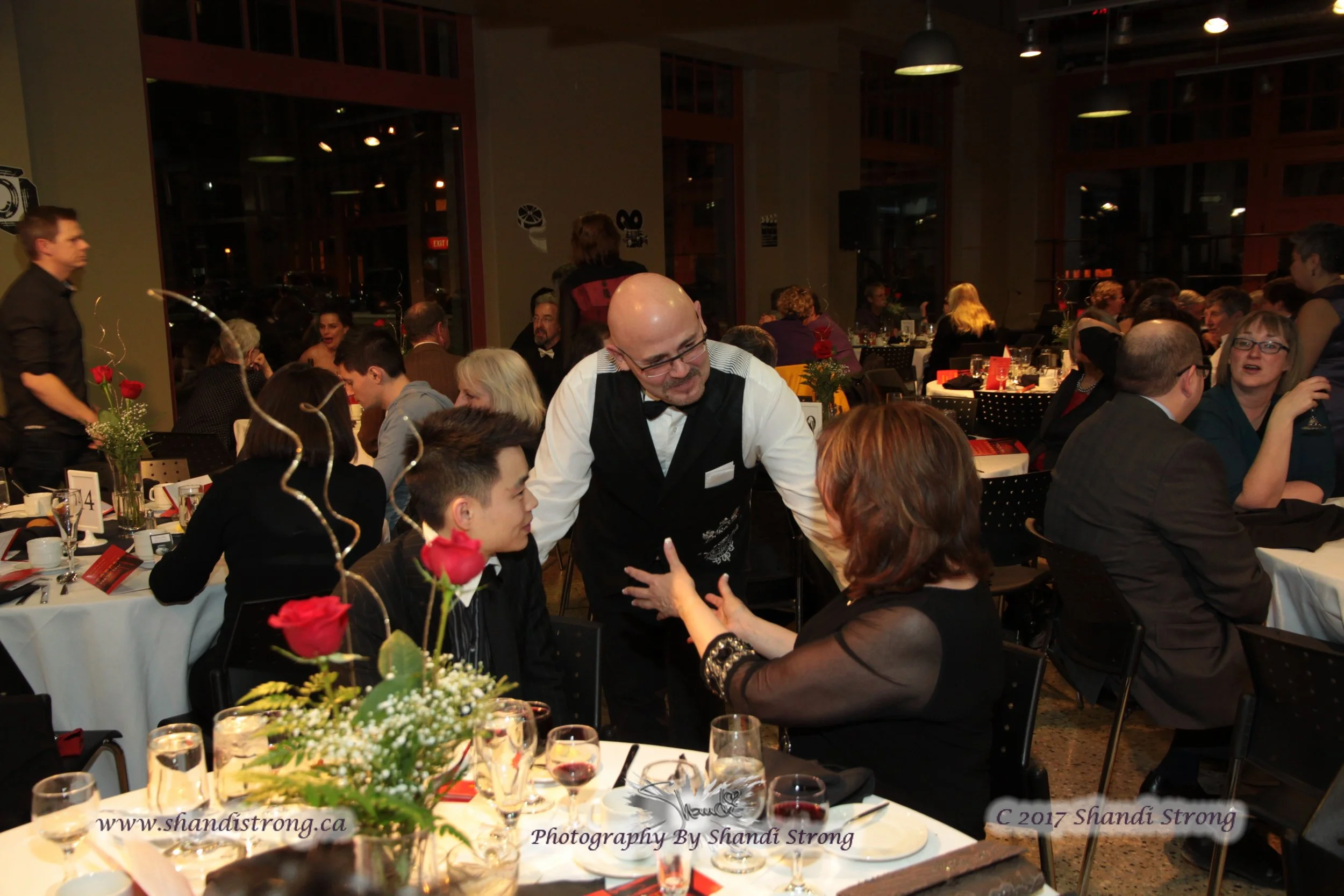 IMG_4155-05-guests.jpg