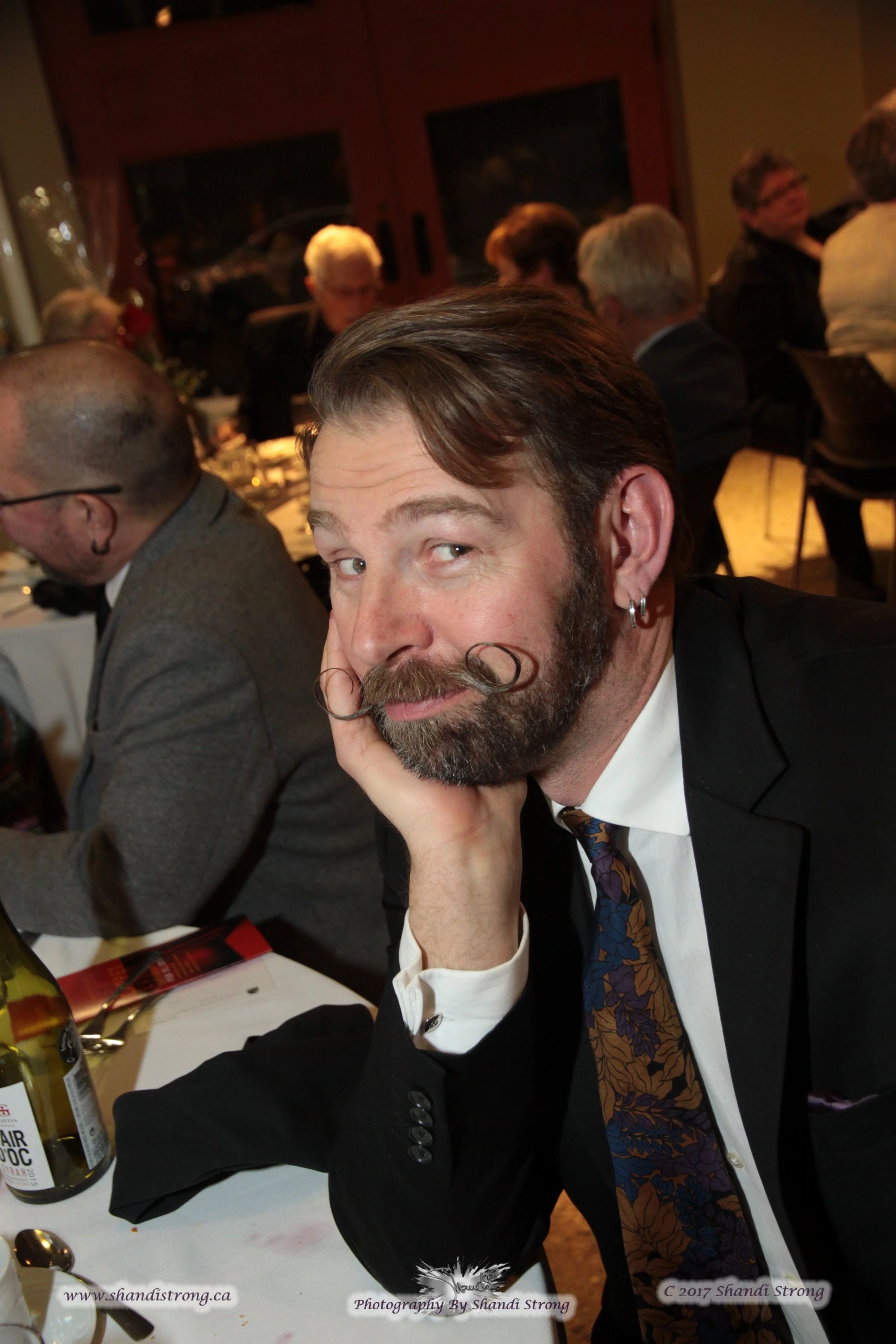 IMG_4157-06-guests.jpg