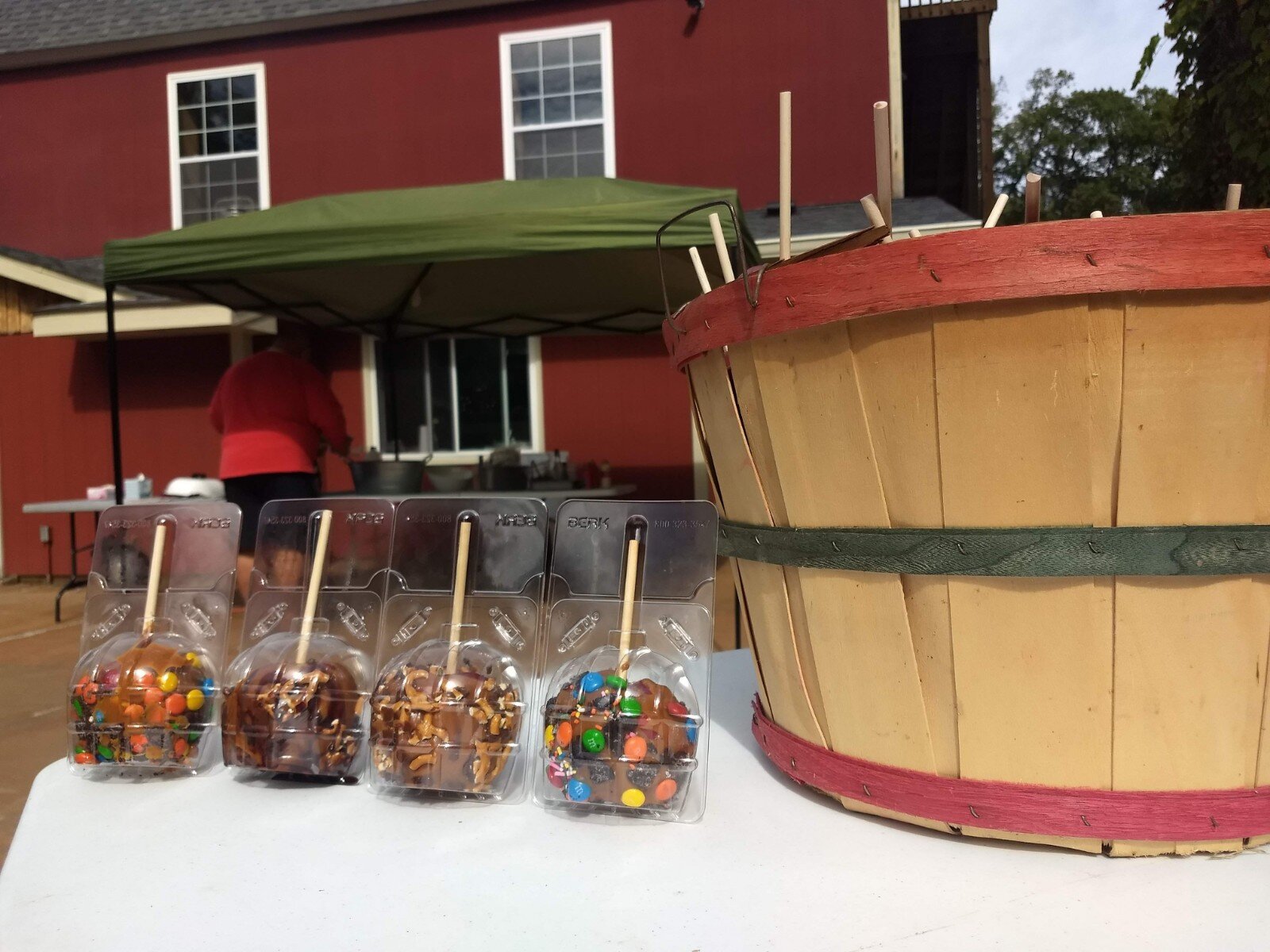 Caramel Apple Make &amp; Take