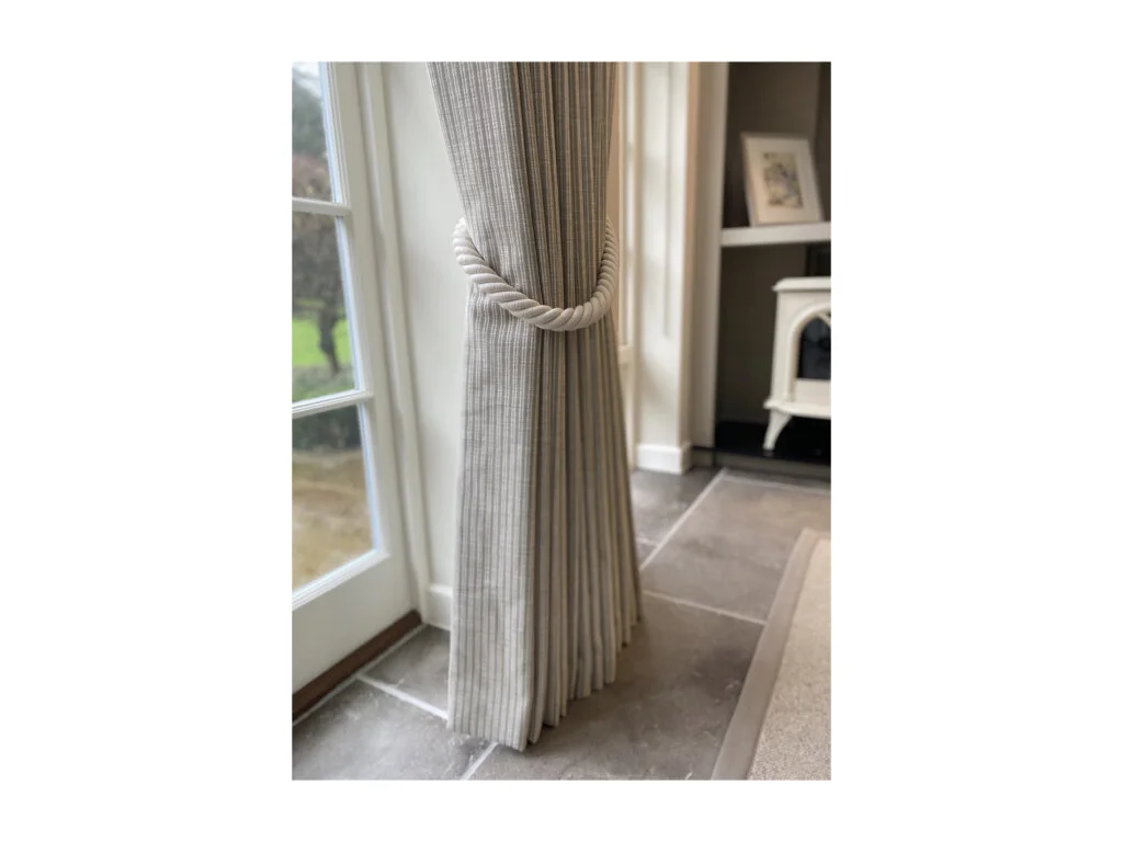 Smaller Curtain.001.jpeg