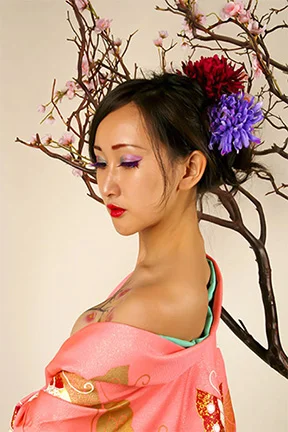 JPEG_CR MU GLAMOUR_38REV1M_10RES_500_W.jpg