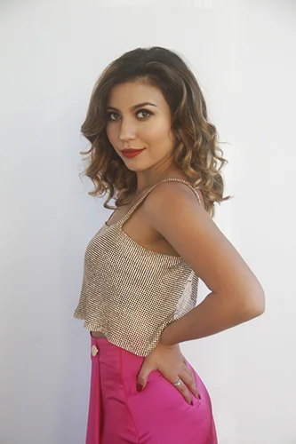 _MG_3375_ORIG NEG_PSD_SQ.jpg