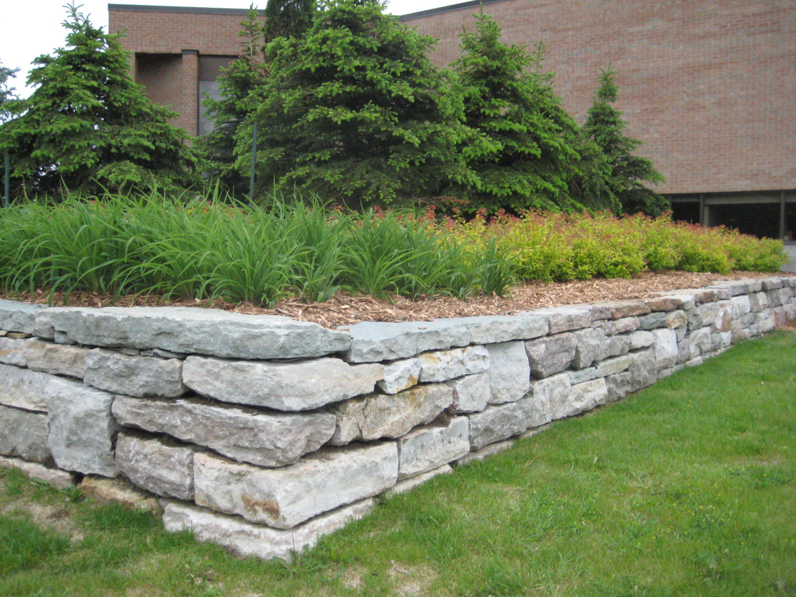  Handstack Tackaberrys natural stone wall. &nbsp; 