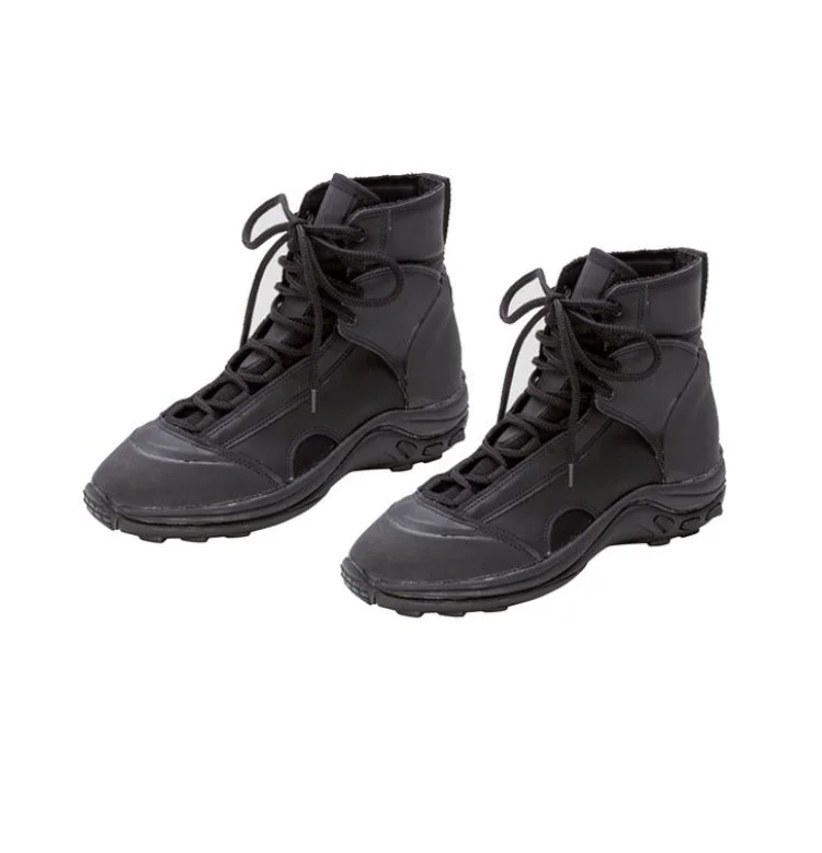 Boots._dry.jpg