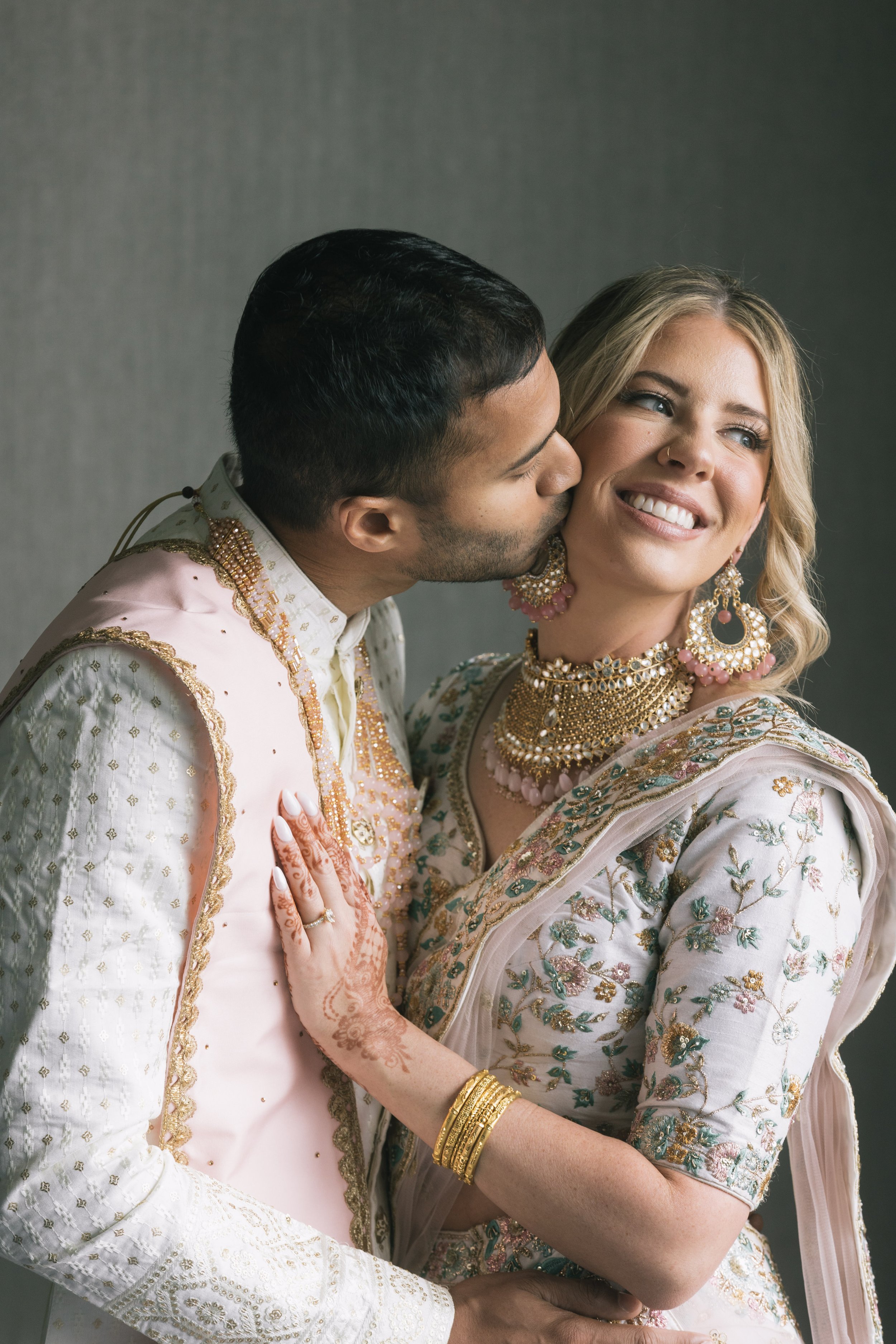 11 - Kelly and Praveen - Sneak Peek - Akbar Sayed Photography.jpg