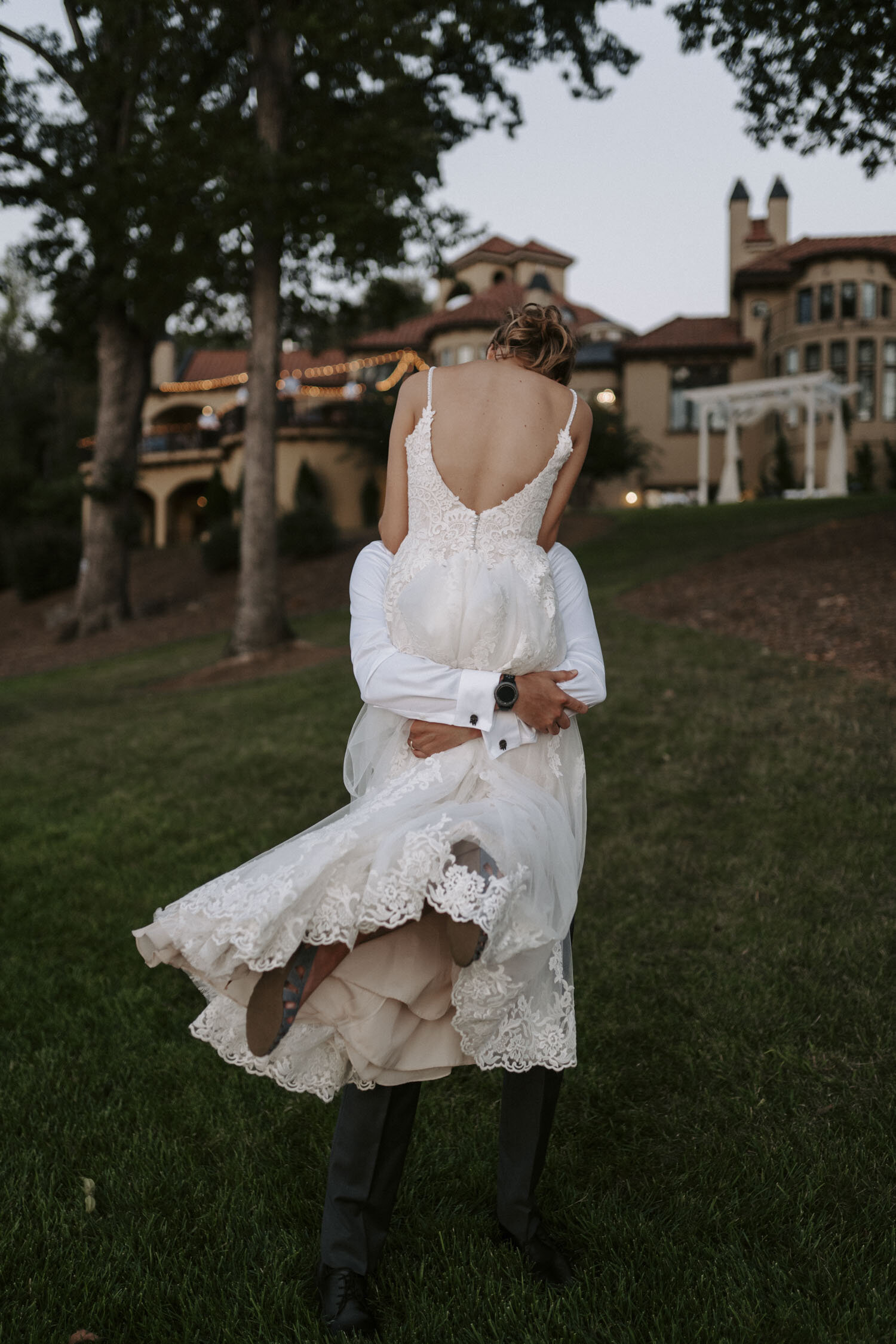 Romantic Bride and Groom Portraits at Bella Collina | By Greensboro, NC Wedding Photographer: Kayli LaFon Photography