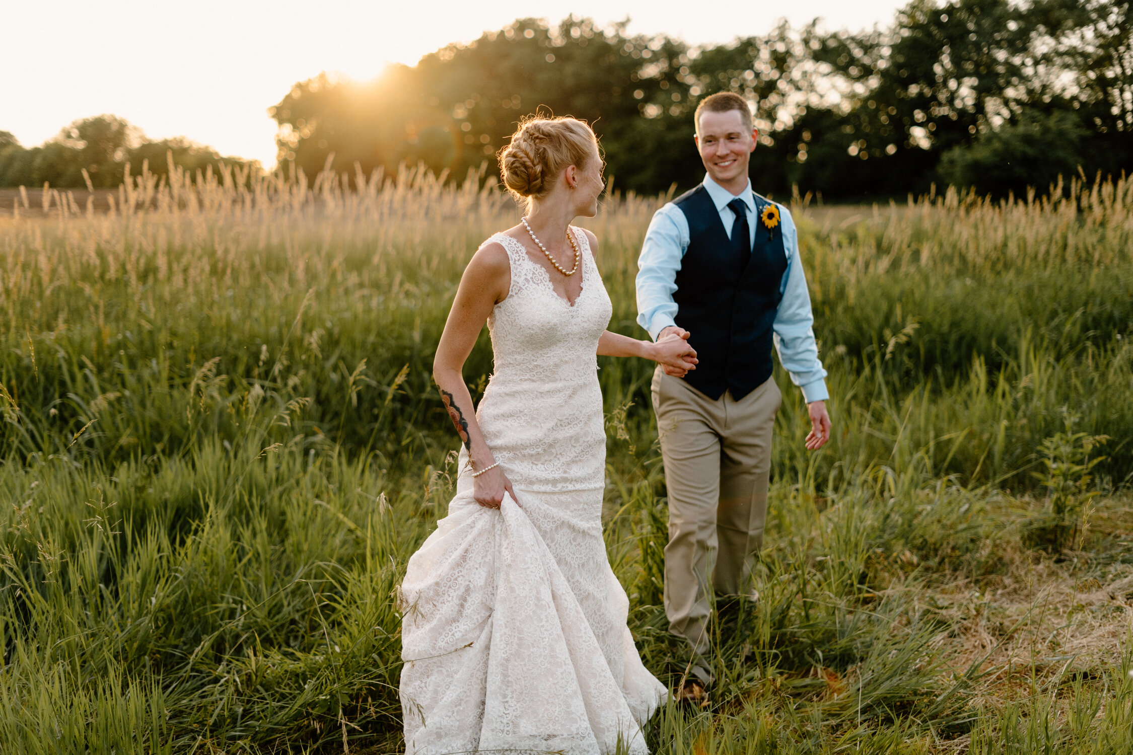 Leavenworth, Kansas Bride and Groom Newlywed Portraits by Kayli LaFon Photography | Intimate Travel Wedding & Elopement Photographer
