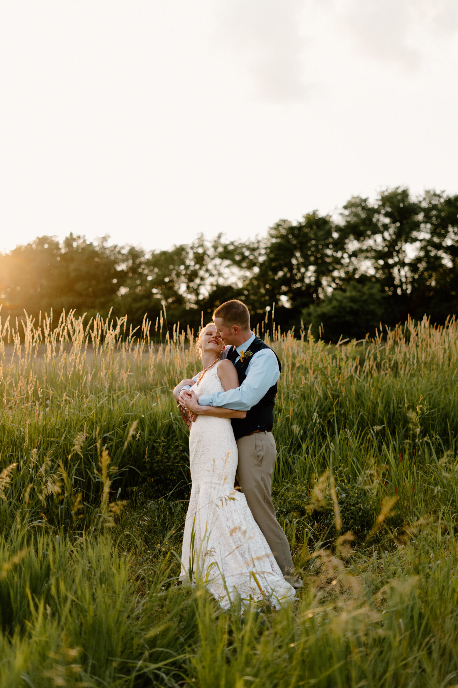 Leavenworth, Kansas Bride and Groom Newlywed Portraits by Kayli LaFon Photography | Intimate Travel Wedding & Elopement Photographer