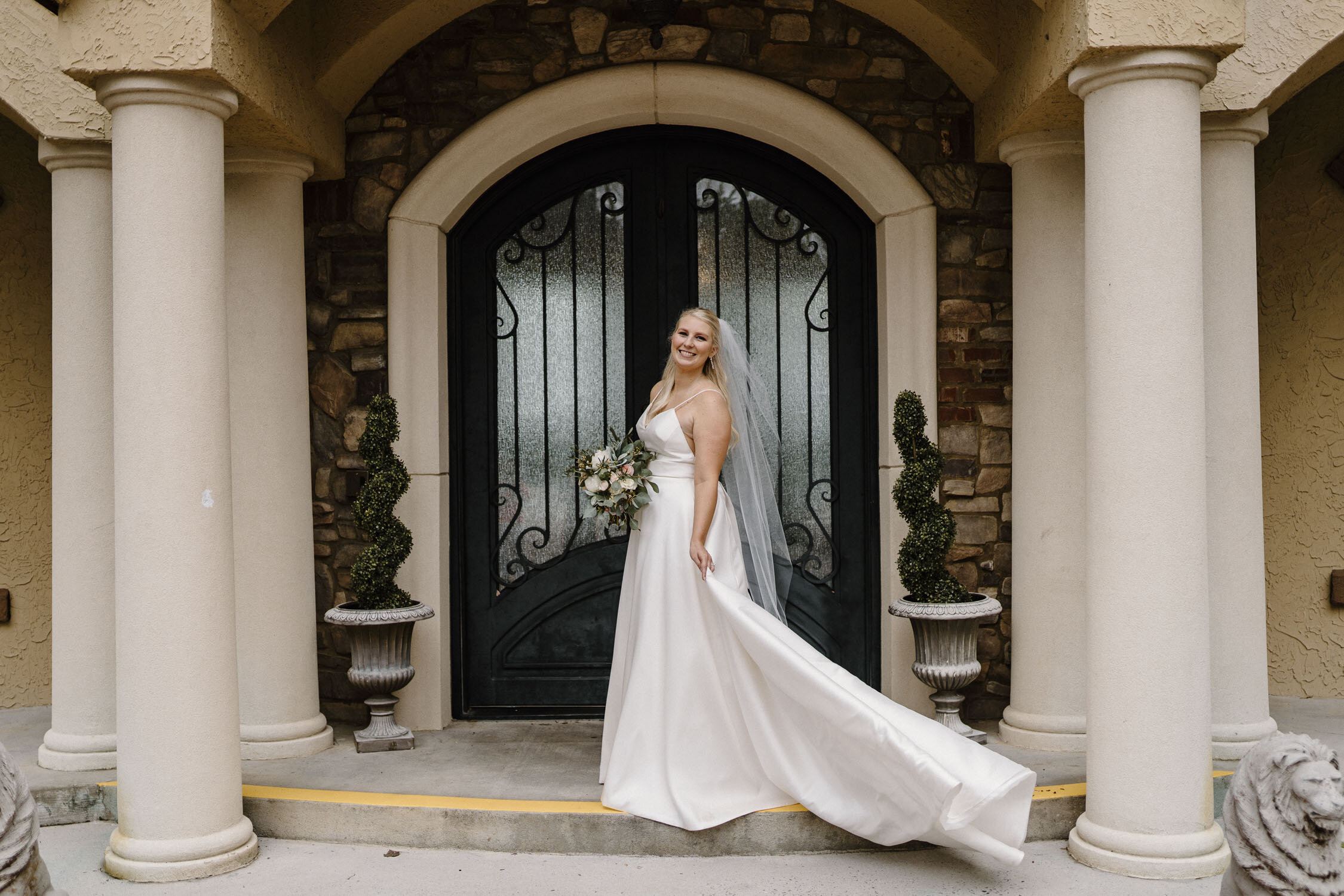 Bridal Portrait Session by Kayli LaFon Photography | Greensboro Winston-Salem NC Wedding Photographer