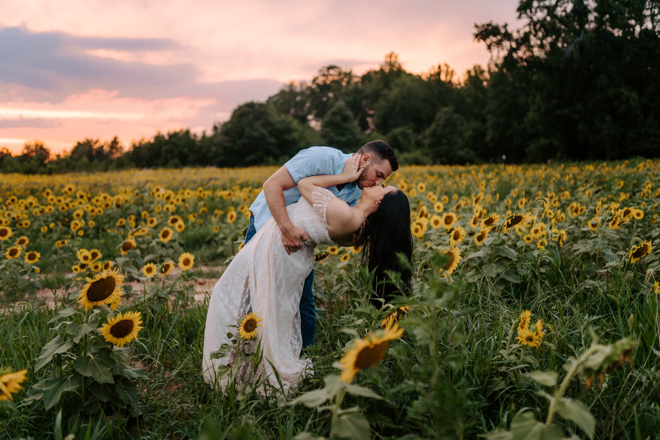 How to pick out your wardrobe & outfits for your Engagement Session! by Kayli LaFon Photography