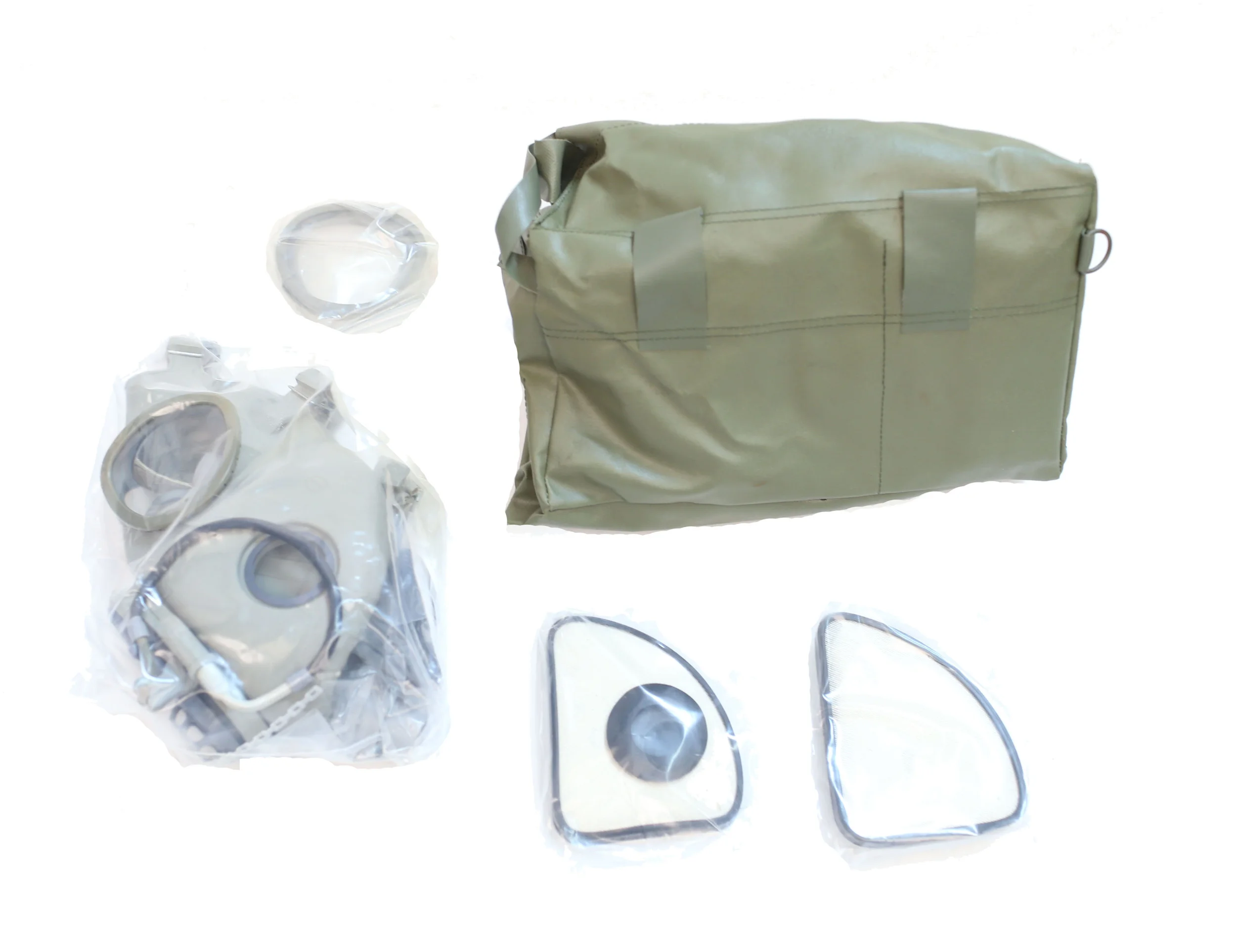Chech Gas Mask M10m With Bag.JPG