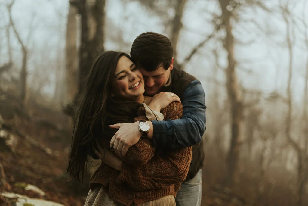 alabama-foggy-sunrise-engagement-session_23.jpg