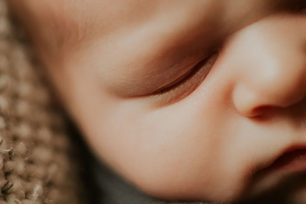 in-home-newborn-session-jonah-dakota-chasity-photography-4.jpg