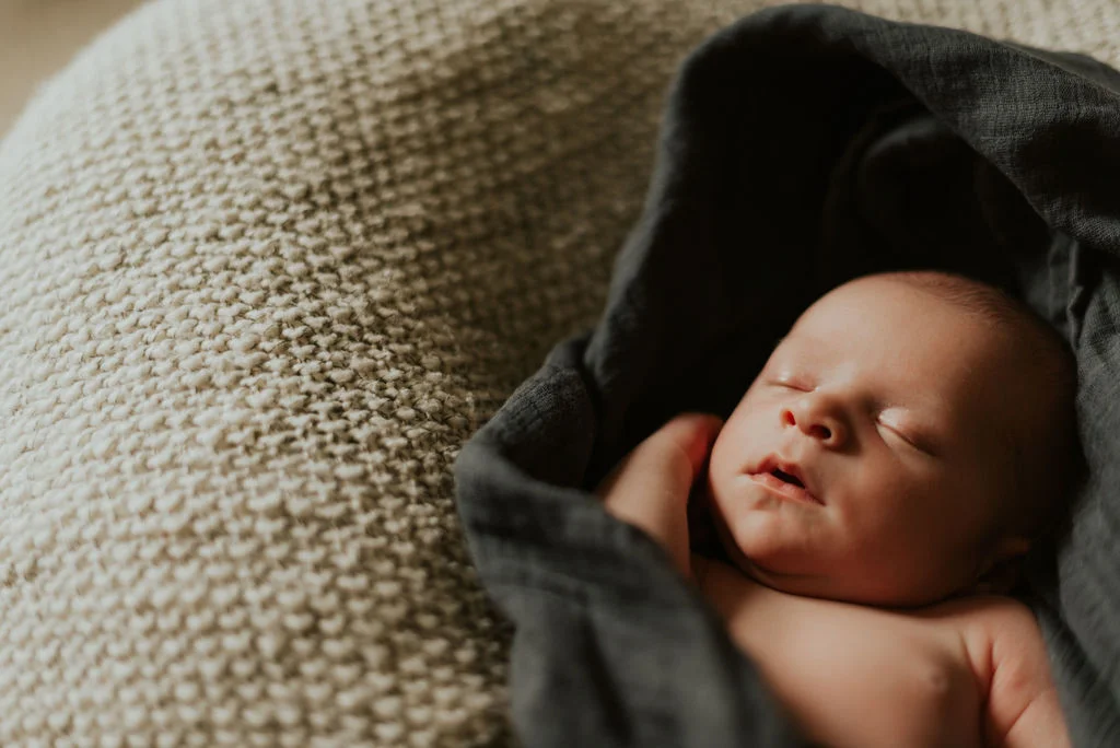 in-home-newborn-session-jonah-dakota-chasity-photography-19.jpg