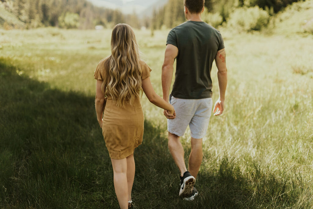 mountain-engagement-session-provo-utah-kyle-and-taylor-1.jpg