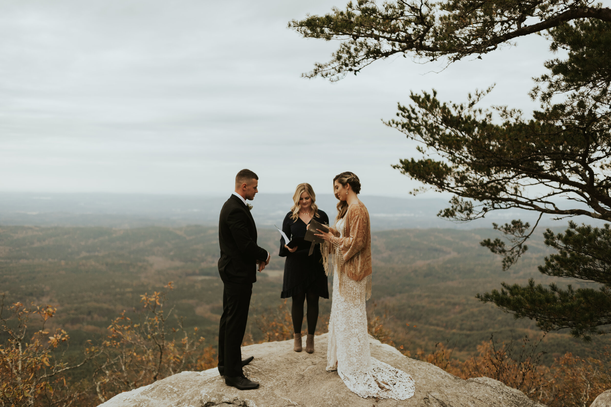 Top Reasons To Elope What Eloping Is Why It Might Be Right For You Dakota Chasity Alabama Wedding Adventure Elopement Photographer,About Home