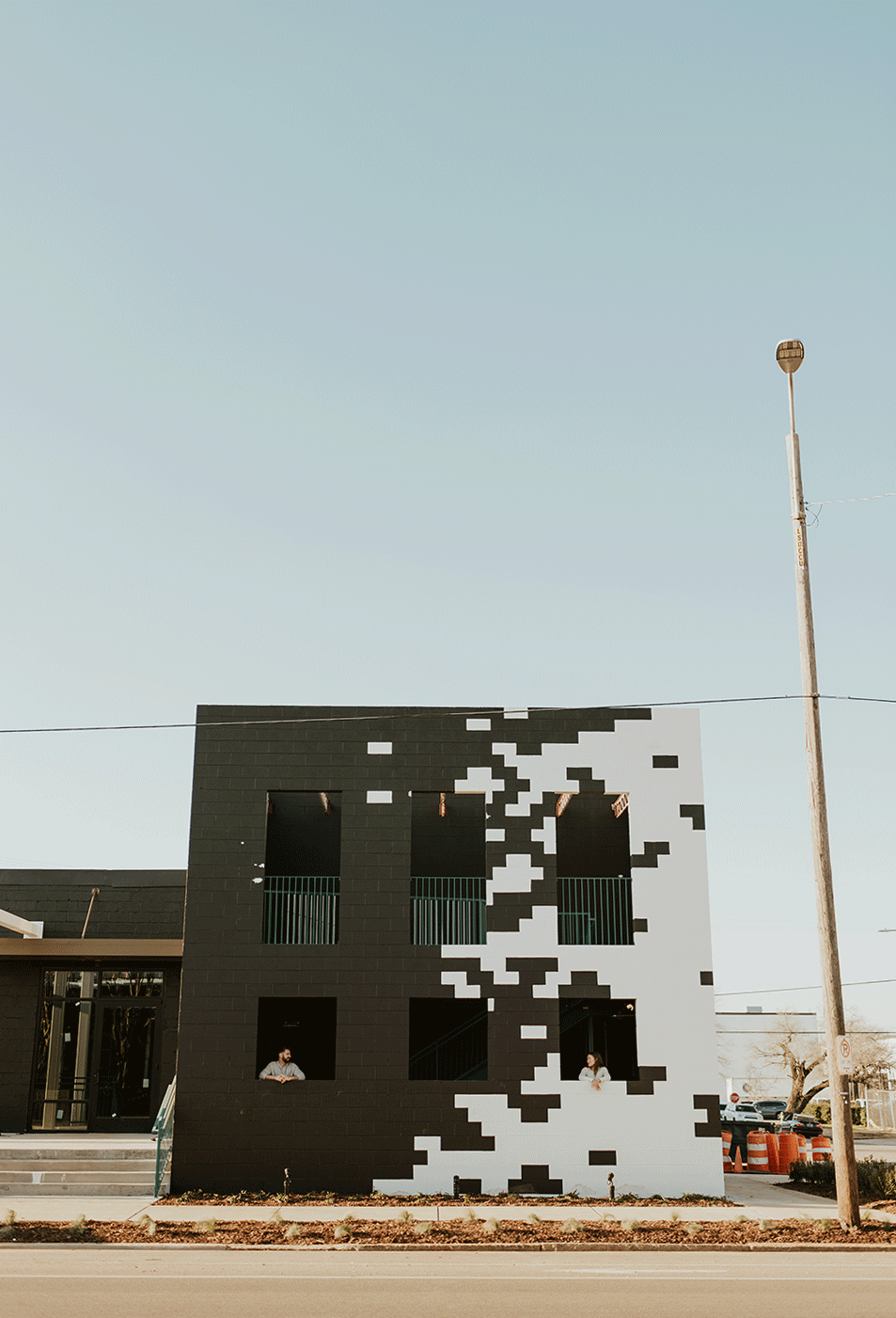 chrismaggie3.gif