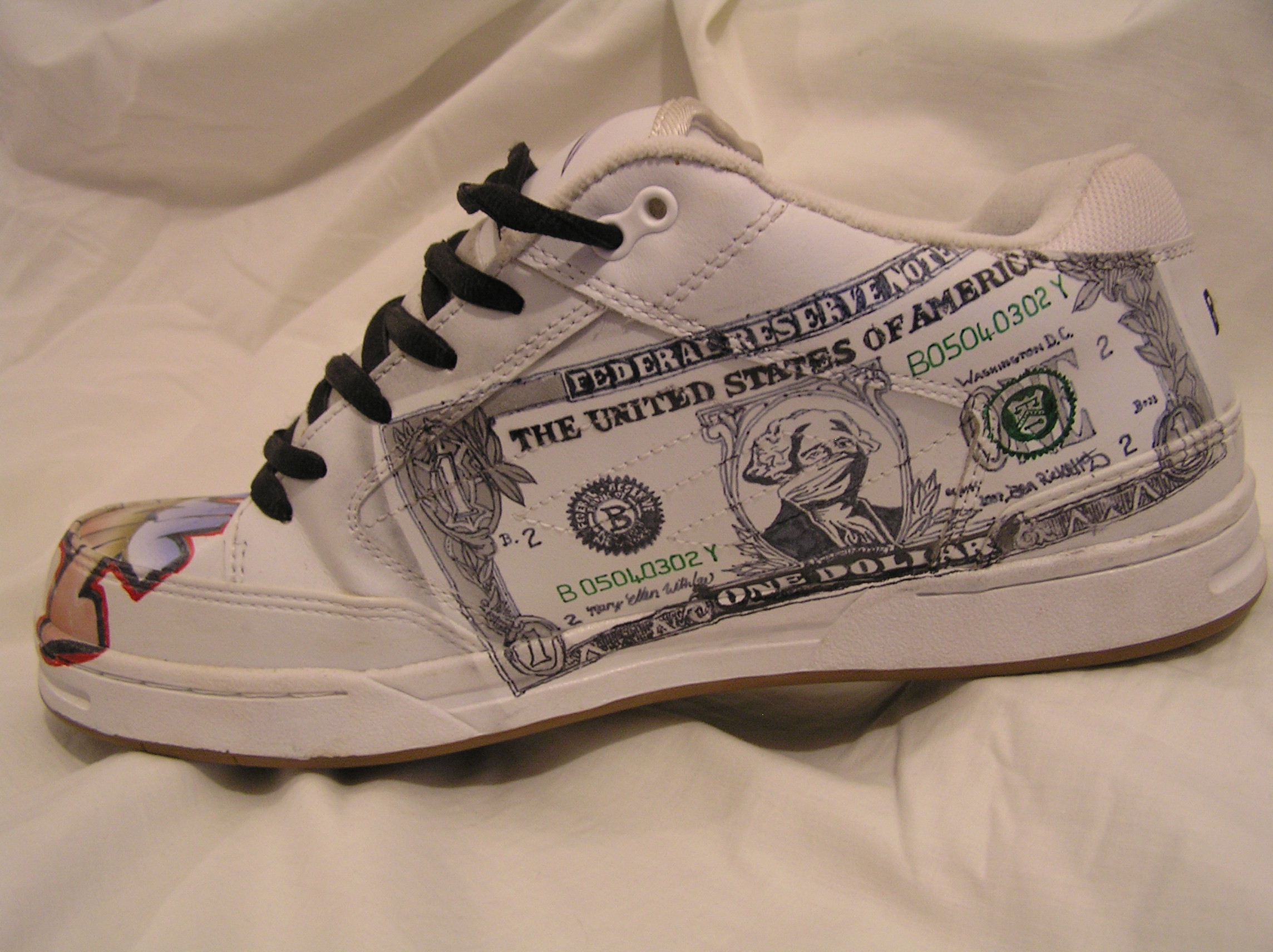 Painted Skate Shoe (2004)