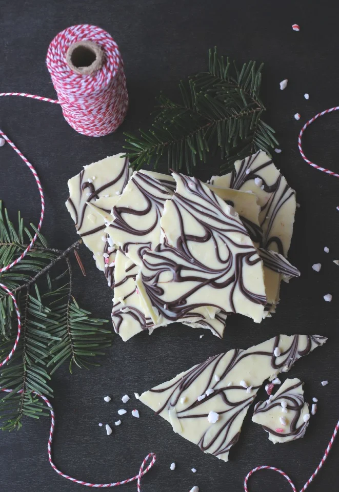 DIY Gift Idea: Peppermint Bark