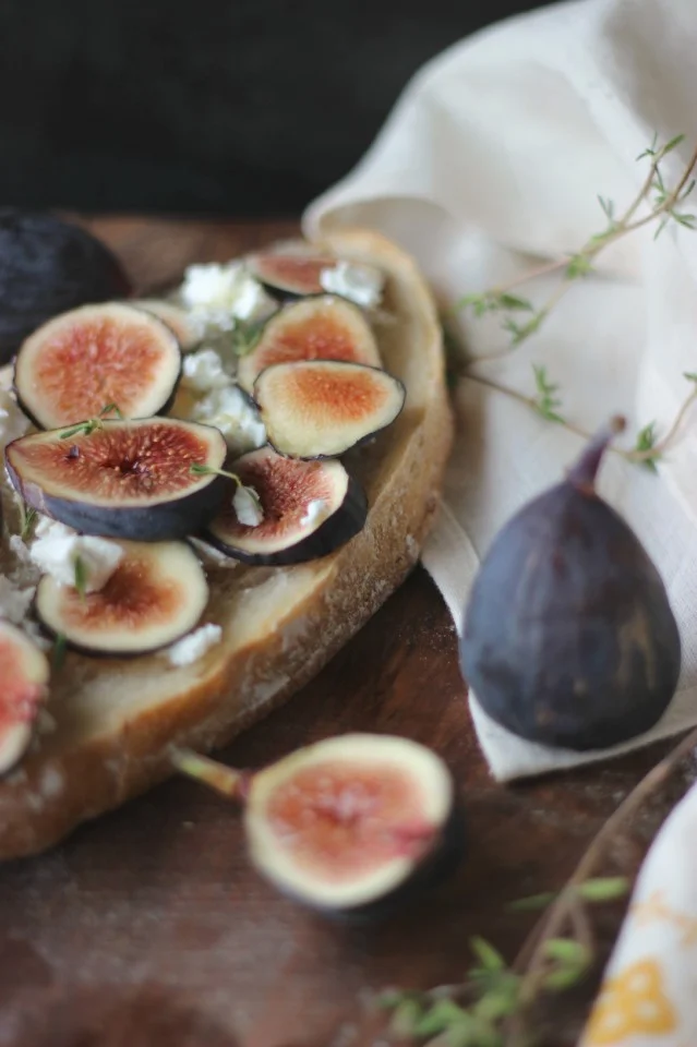 Appy Hour: Fresh Fig Bruschetta