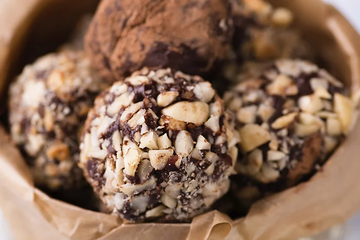 Chocolate_Pumpkin_Truffles_0.jpg