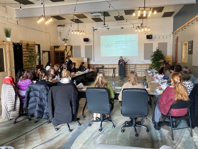  Lafayette Women’s Networking Group. 