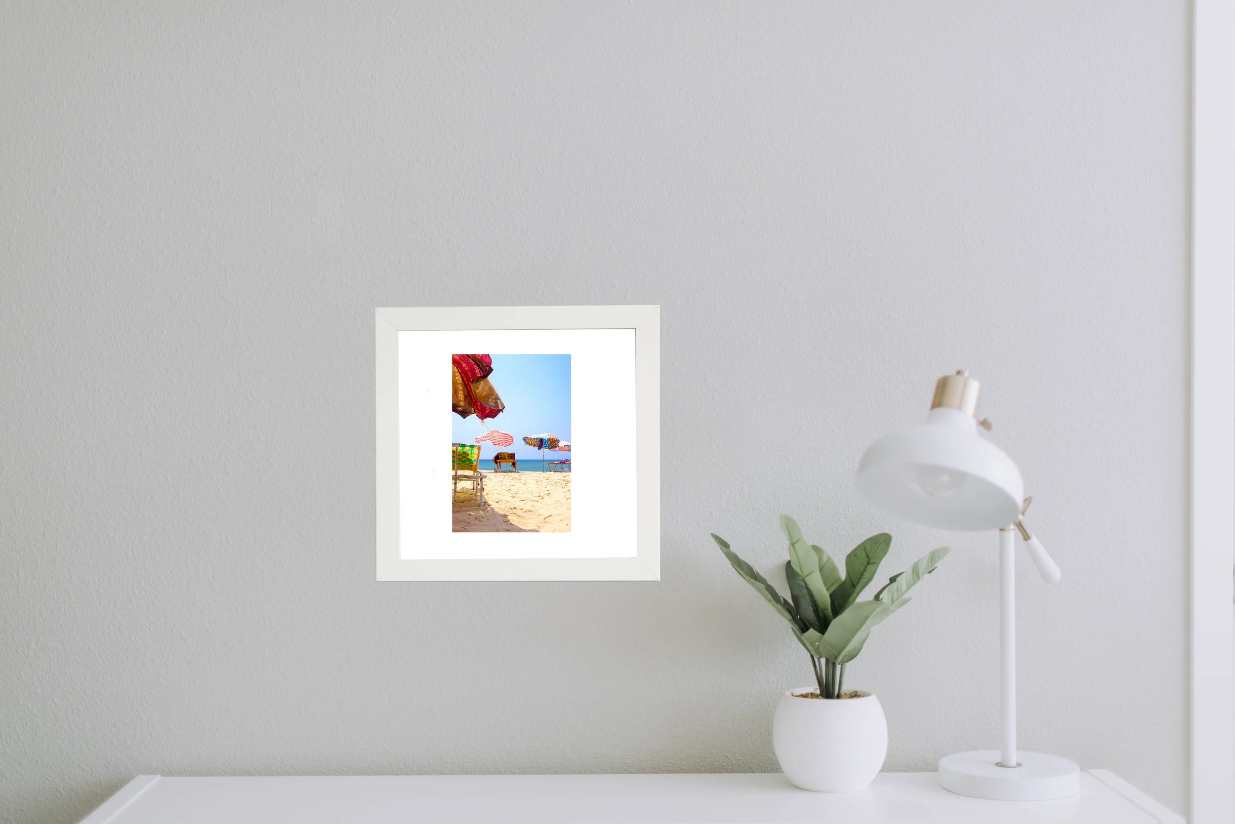 tabletop_mockup_varkalabeach.jpg