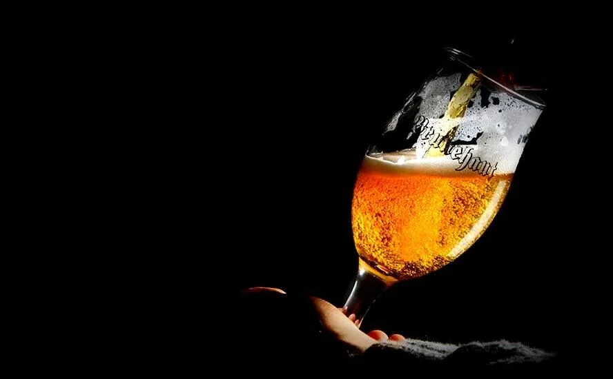 Brunehaut Glass Pouring