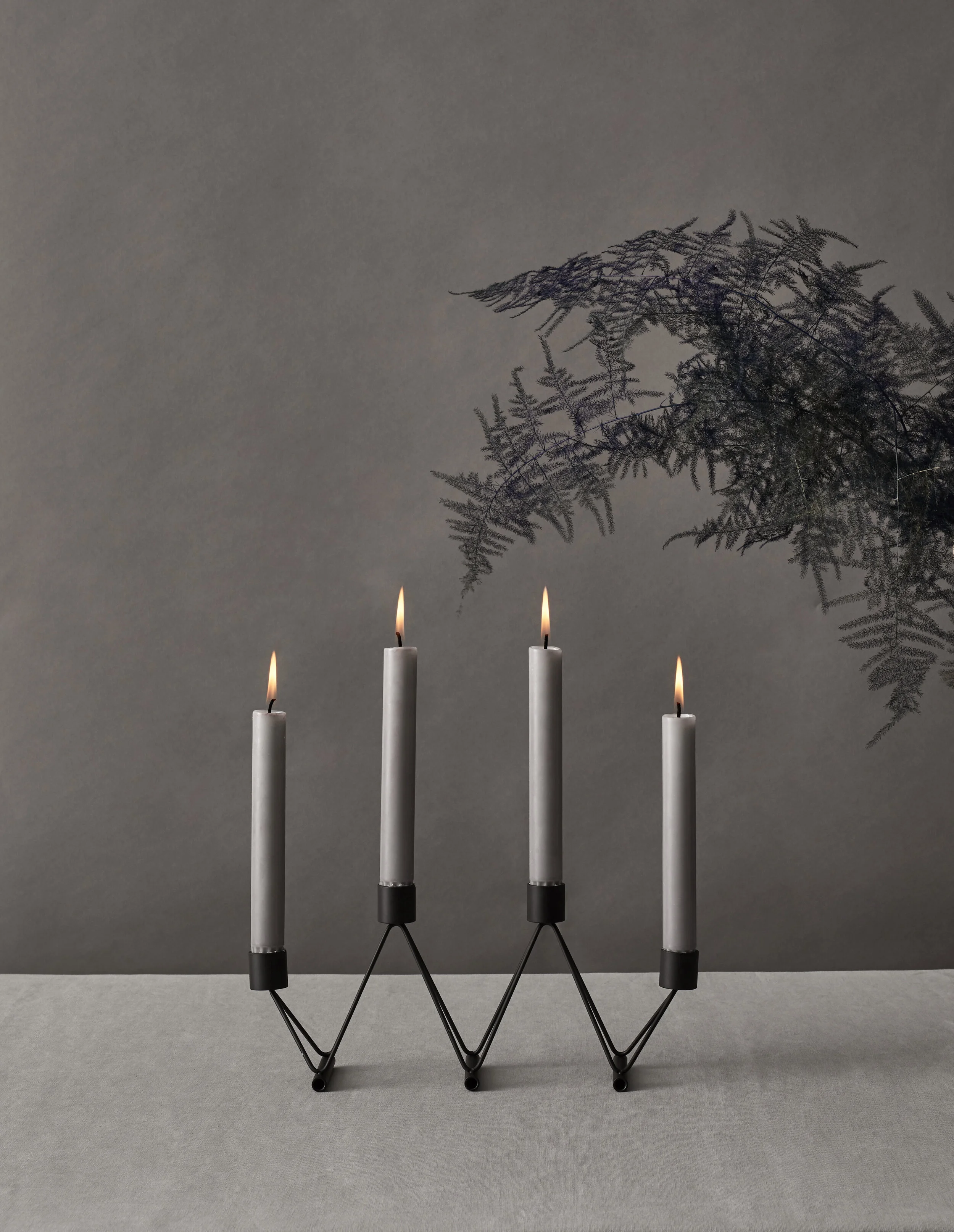 HC-03-01-BK Vinkel Black INT03.jpg