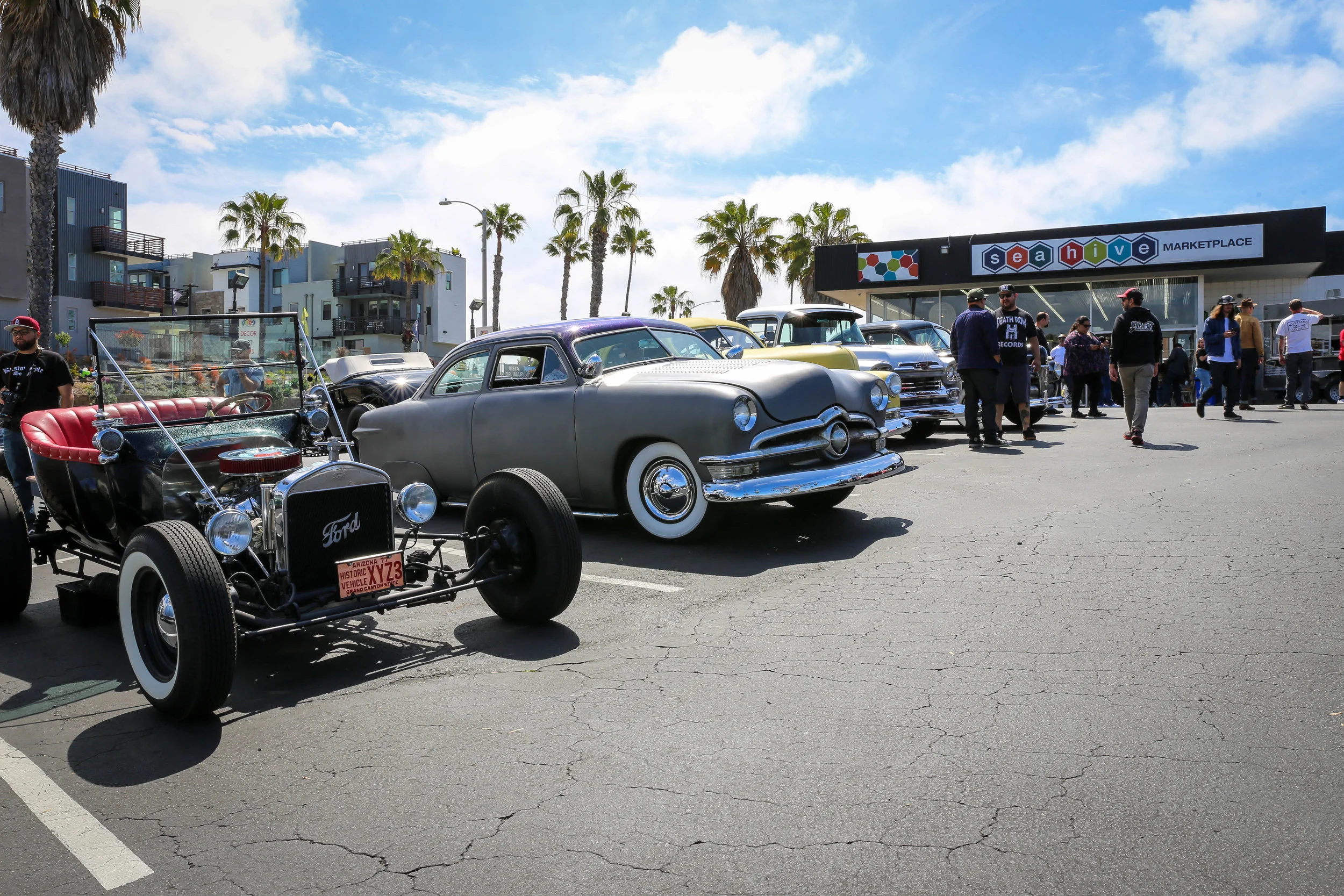 Seahive Coffee Cruise-in - April 28th, 2019