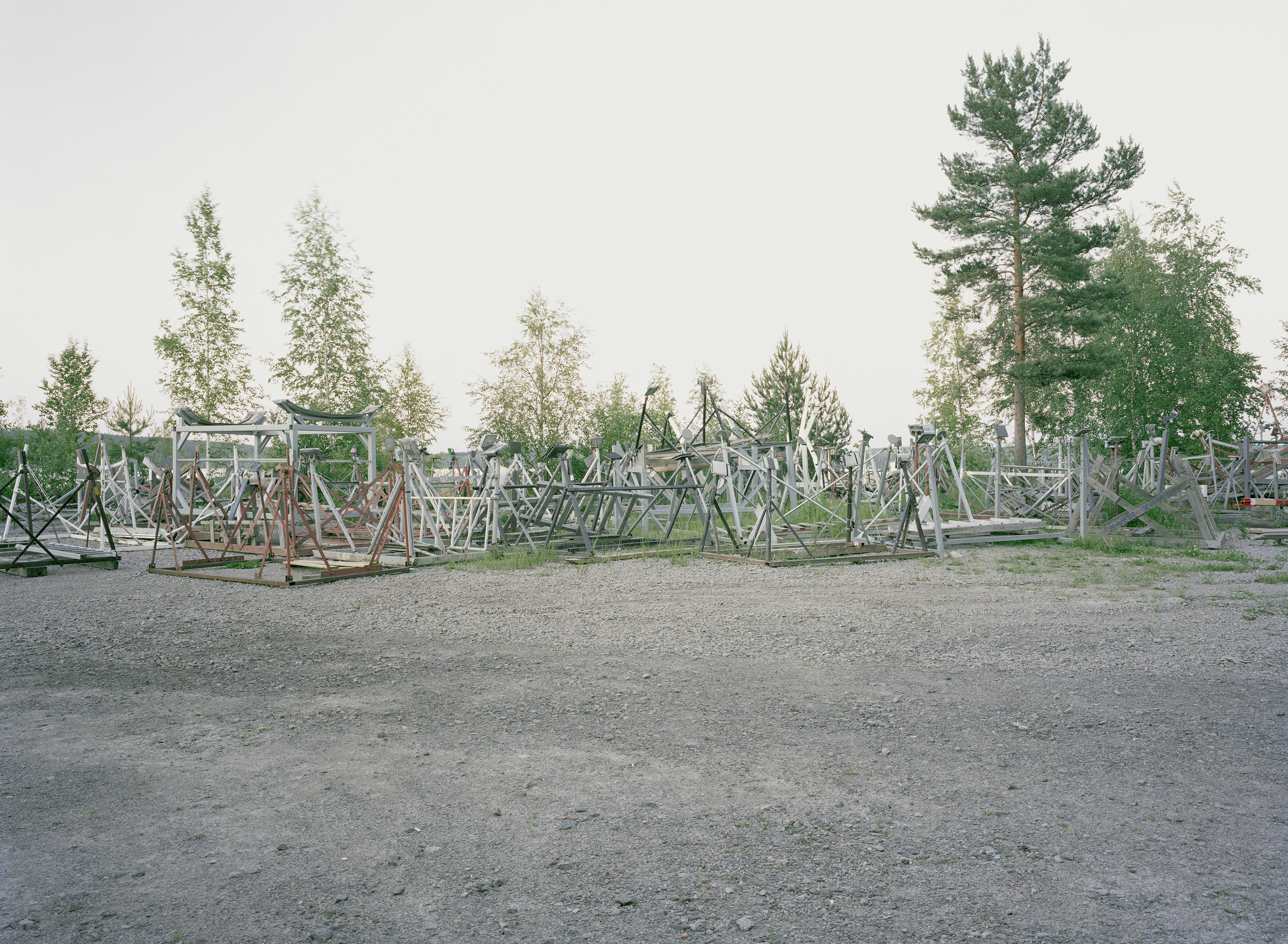    Untitled (boat stands)     2013  pigment print on photo rag 130 x 177.4 cm 