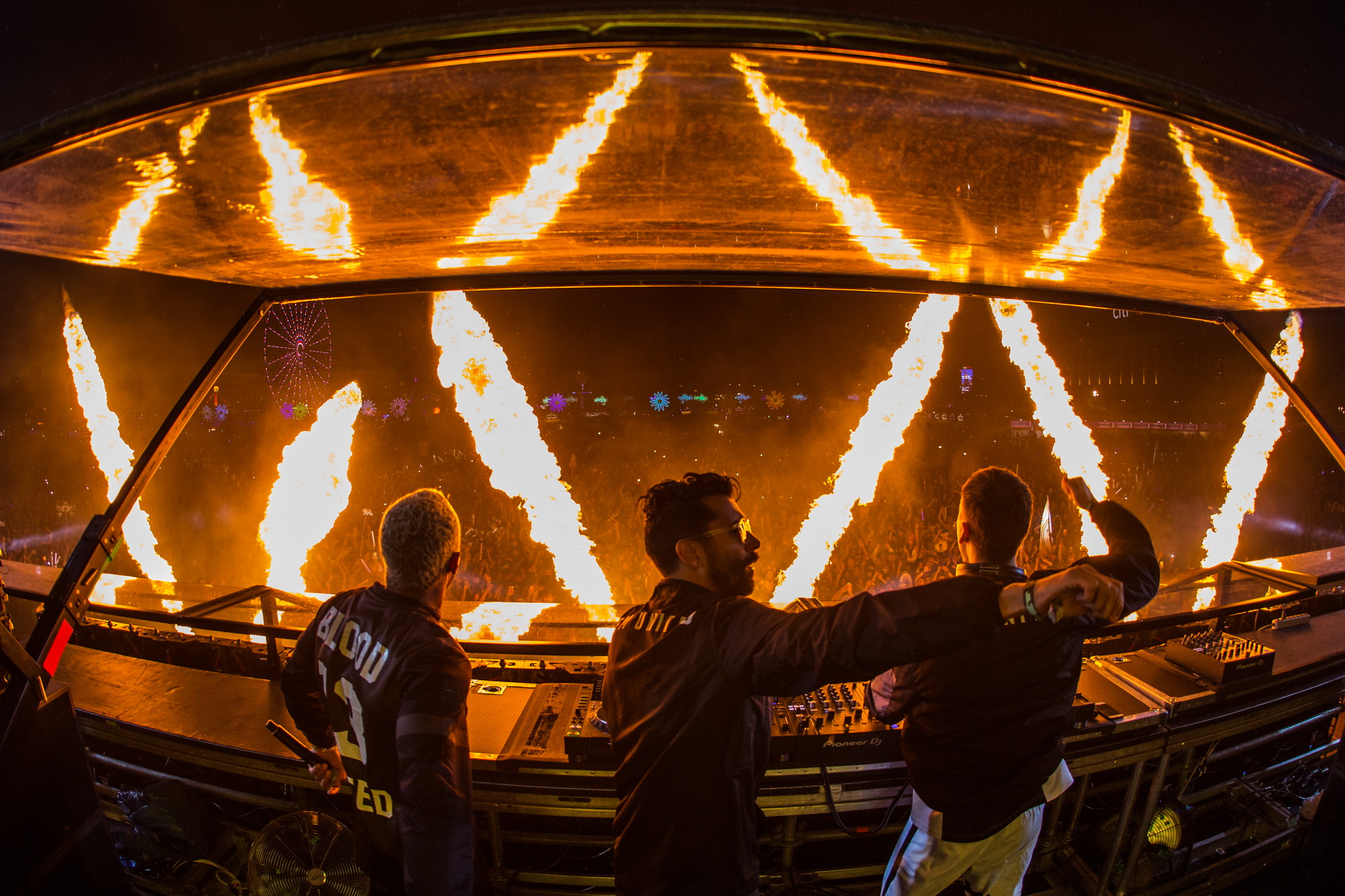 YELLOW CLAW