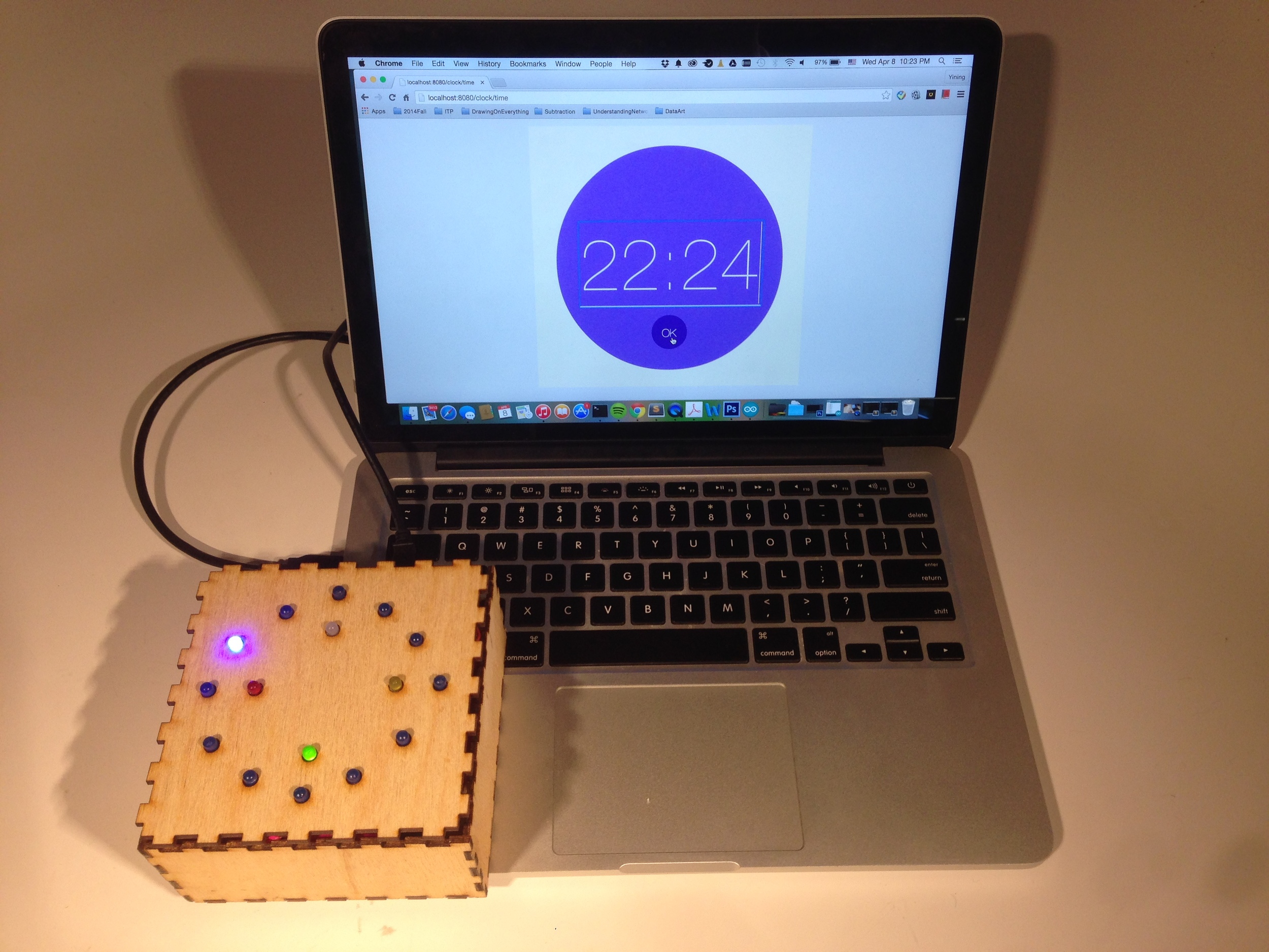 People input the alarm time as 22:24, and hit OK button.