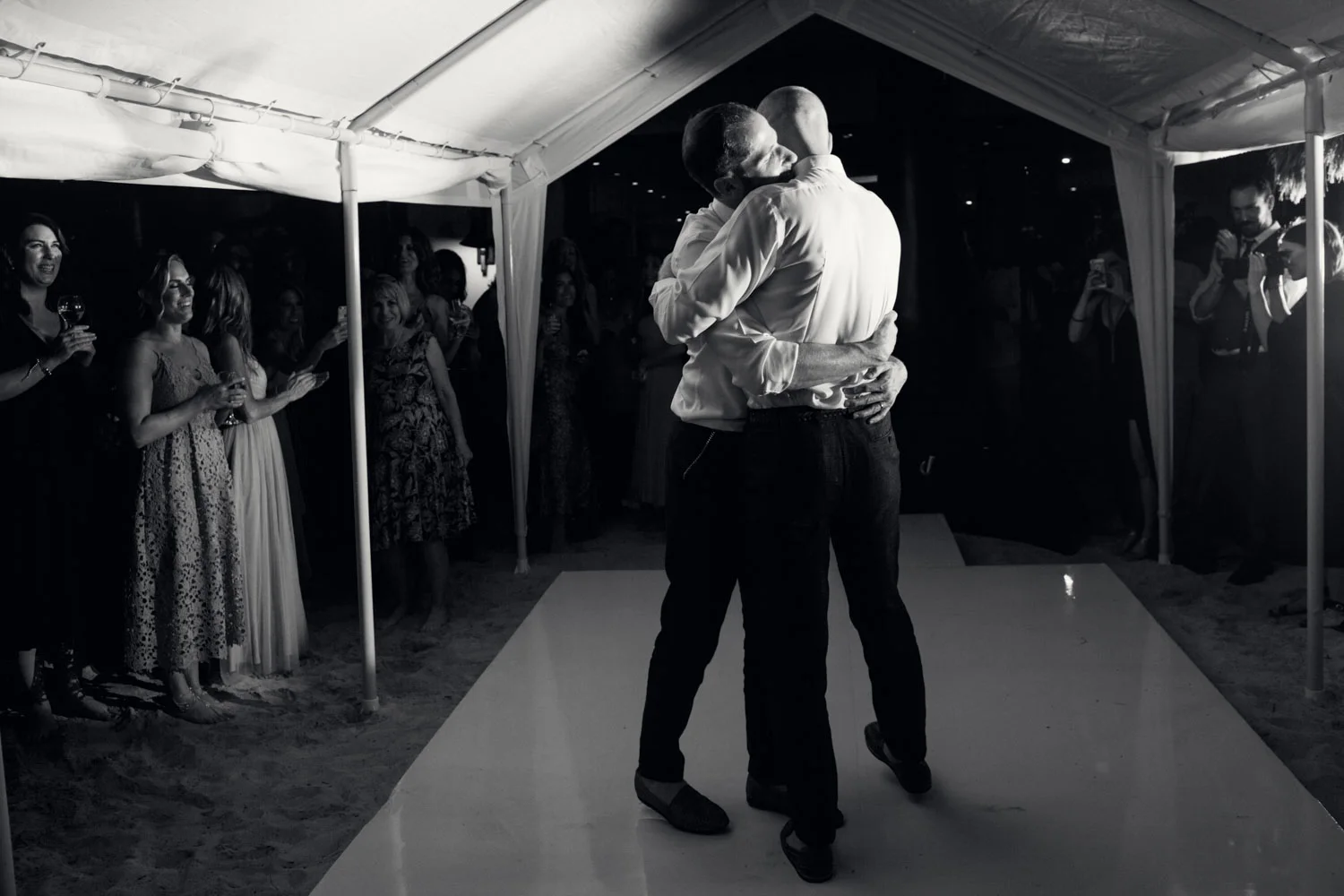 destinationweddingphotographer64.jpg