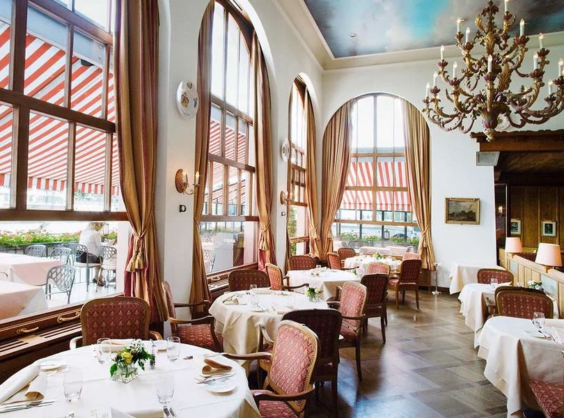 Rotisserie dining room