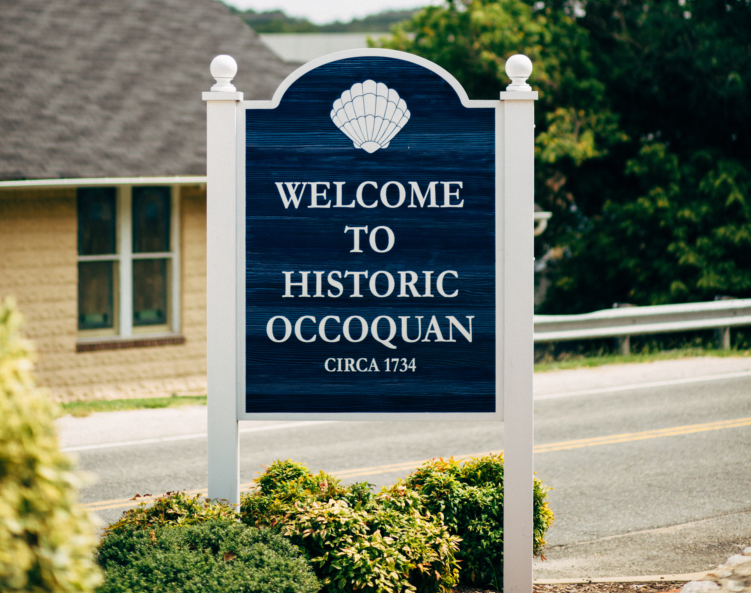 The welcome sign that greets you when you first drive into this little historic town. 