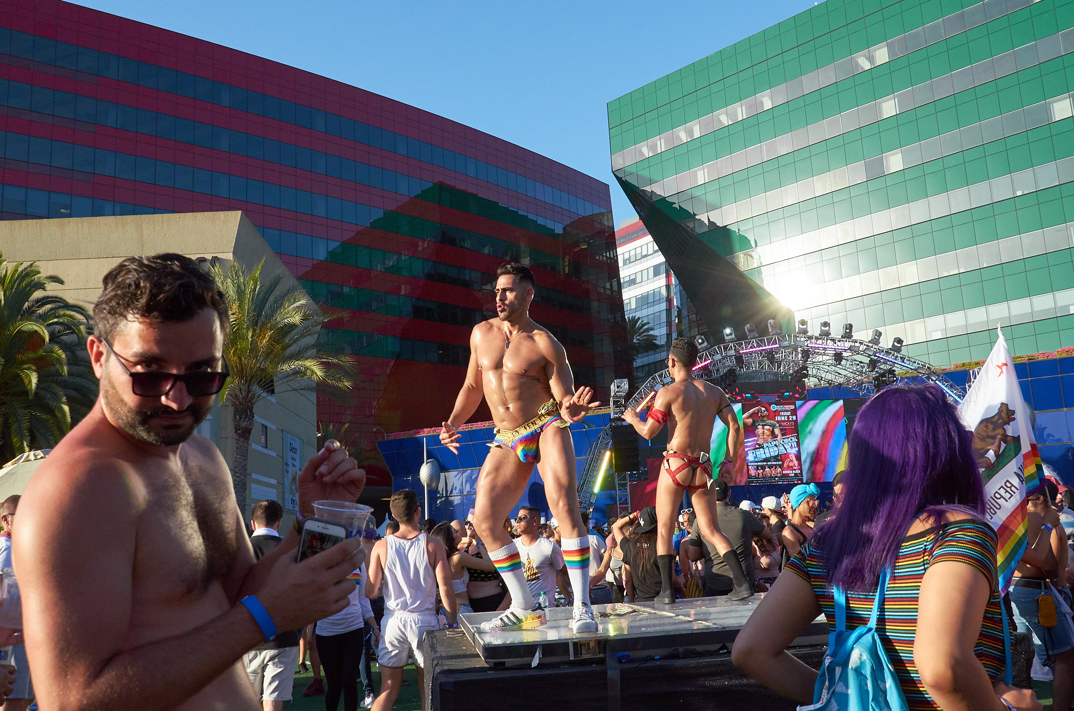 L.A.-Pride-2018-Daniella-Hehmann-Photography-s-01.jpg