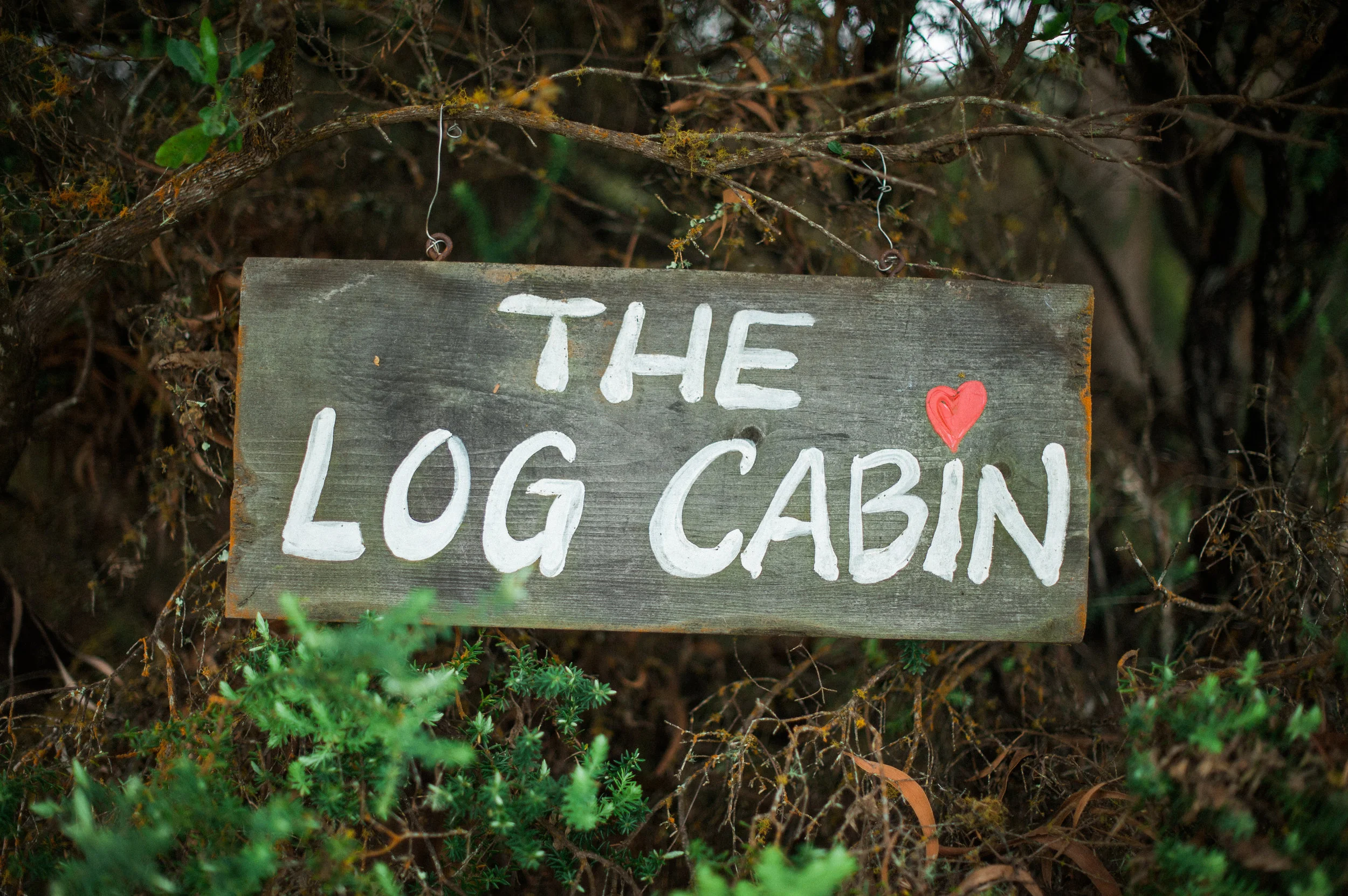 LogCabinStyledShoot-4.jpg