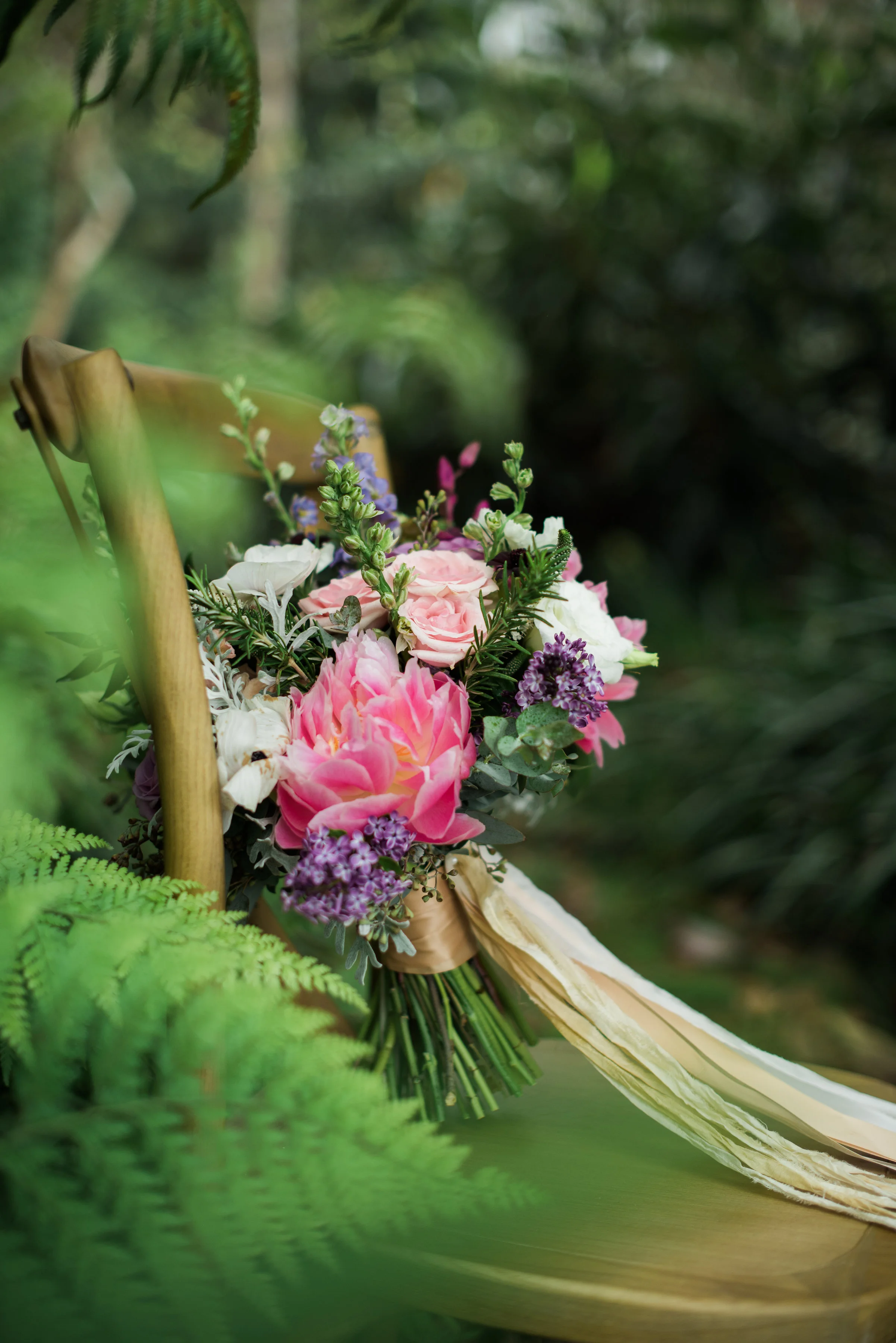 LogCabinStyledShoot-140.jpg