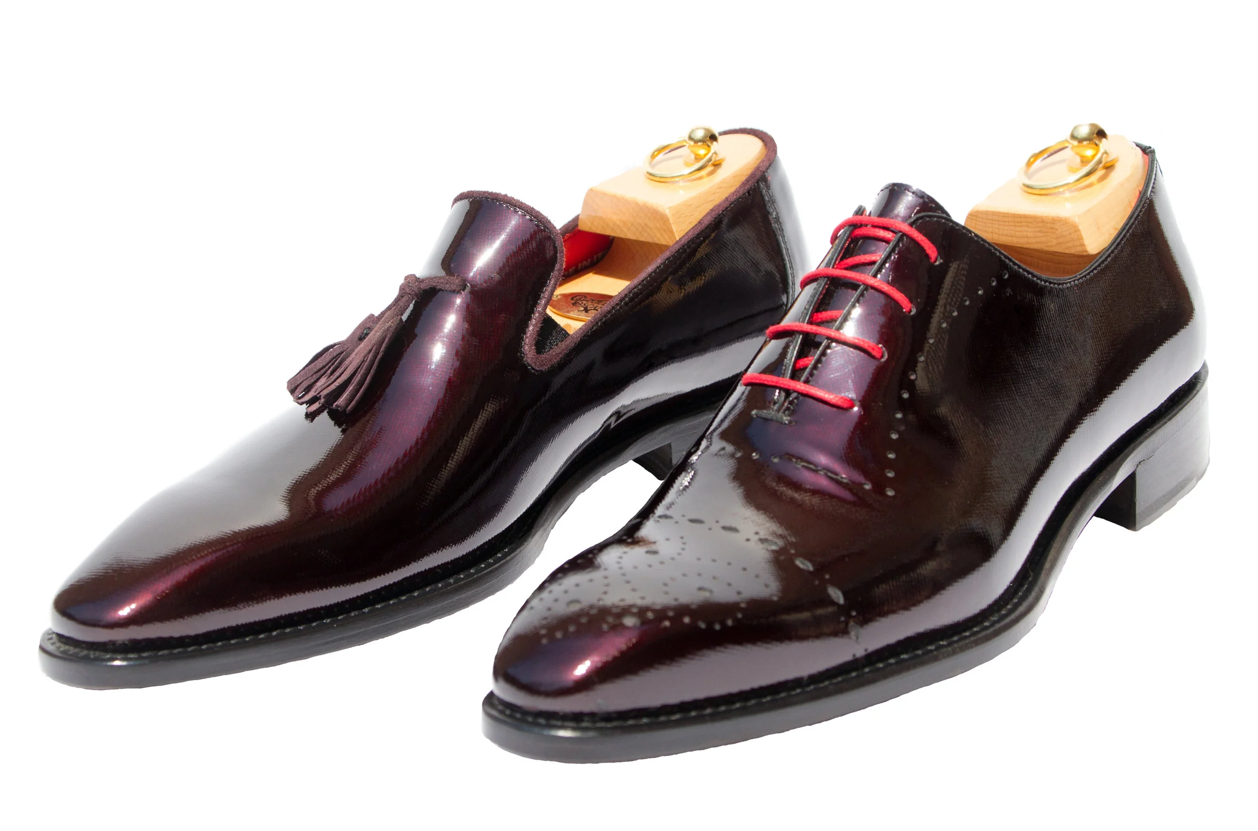 Style #Z993 Texturized Glass Patent Leather, Slip-On with Suede Tassel Sizes available: 8 to 14, including half sizes Style #5246 Texturized Glass Patent Leather, Wholecut Balmoral Lace-Up Sizes available: 8 to 14, including half sizes