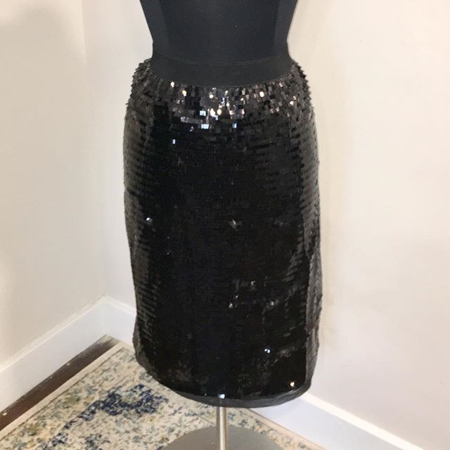 NOW AVAILABLE: Who What Wear Black Sequin Skirt, Size 1X. $25. Brand new with tags, Sequin skirt with elastic waist, back slit, sequins all over! Great for holiday events, date night, or even part of a casual look! Waistband is elastic, lined, skirt 