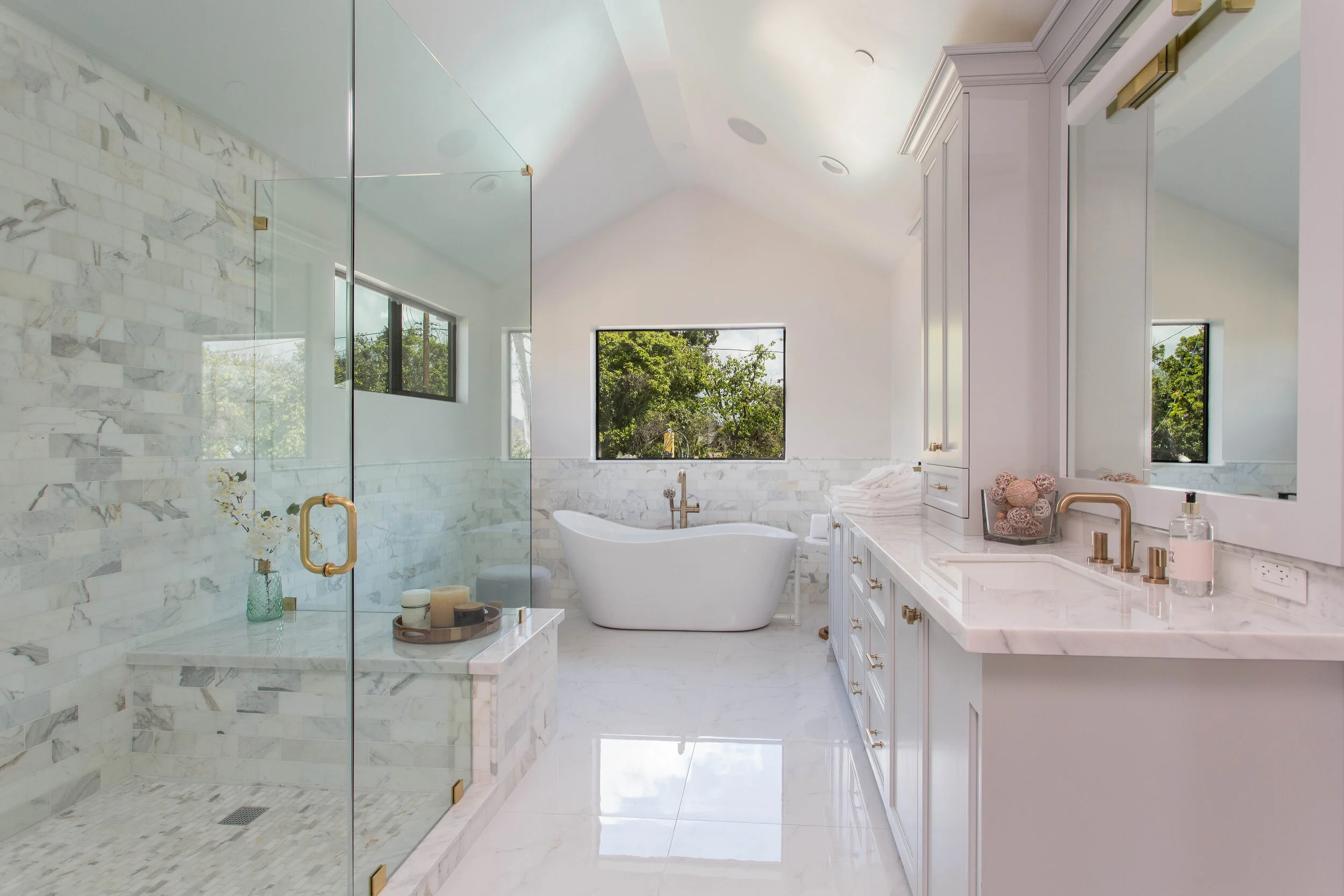 4924 Ben Ave  HsHProd-15.jpg