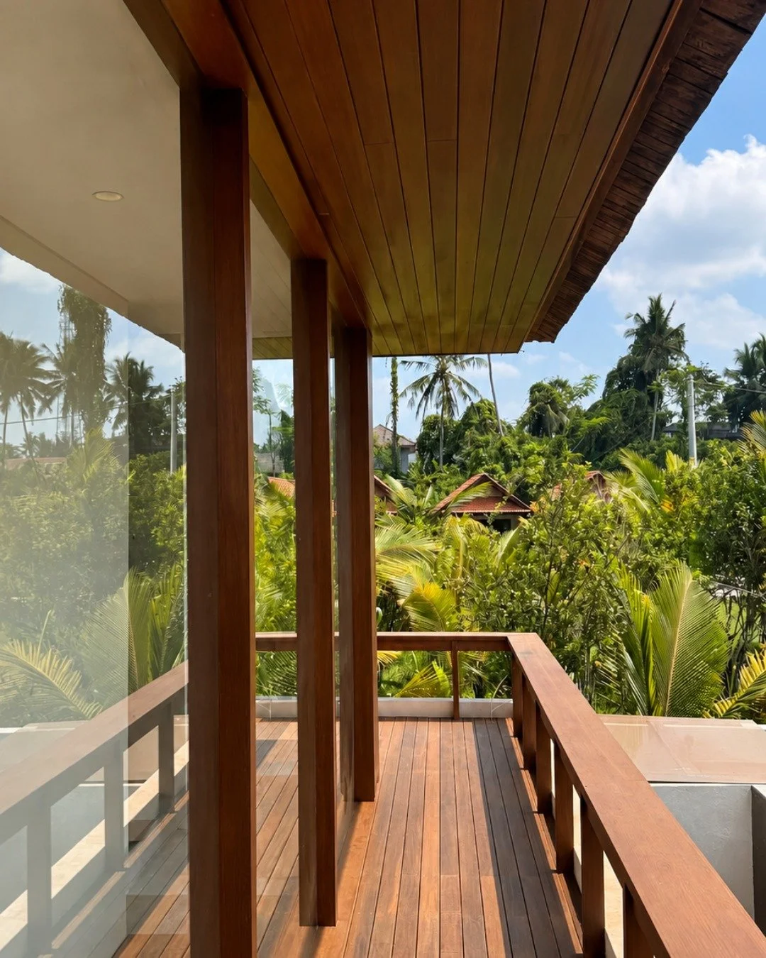 A material can do more than finish a space. It can shape how the space feels.

Here, reclaimed Ulin runs through the architecture &mdash; from the decking underfoot to the timber above &mdash; bringing warmth, texture and a natural sense of continuit
