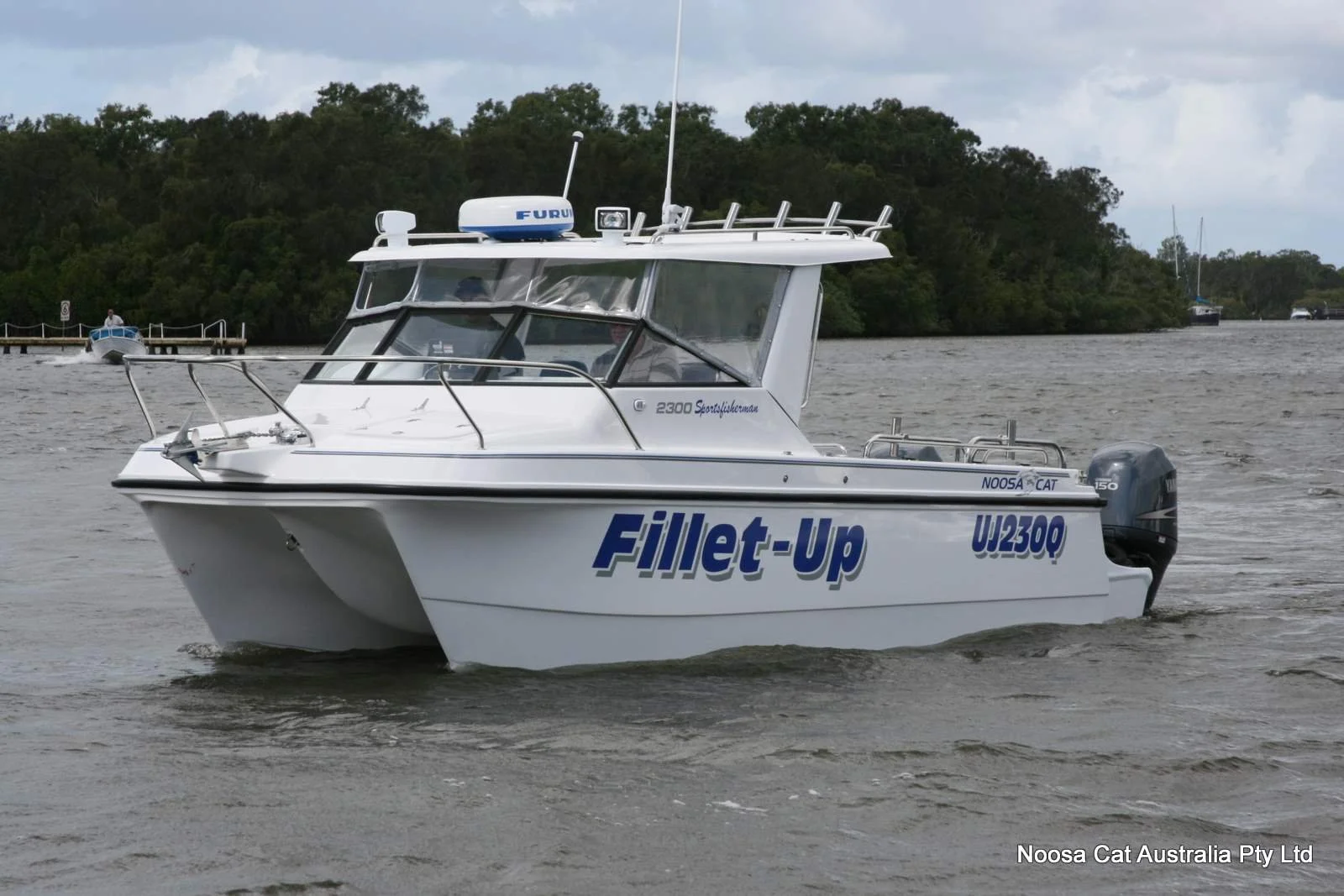 Noosa Cat 2300 Hard Top on Posts (3).JPG