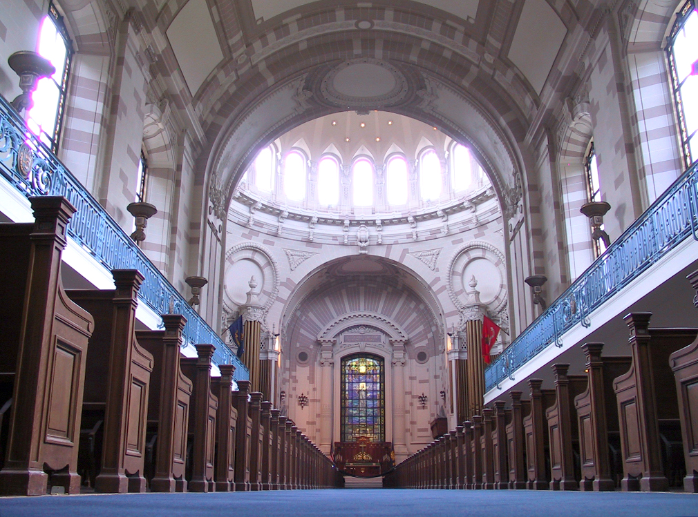 Naval_Academy_chapel.jpg