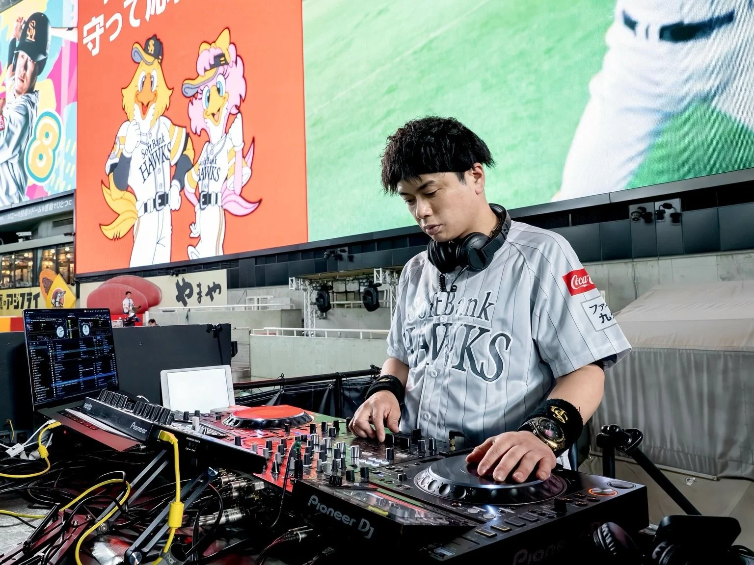SoftBank HAWKS HOME GAME 2026 SEASON.
at MIZUHO PayPay Dome FUKUOKA

Music by
DJ G-LAIYA
DJ OTO
DJ KAMIYU

#SBHawks 
#野球 
#プロ野球 
#DJ 
#tap