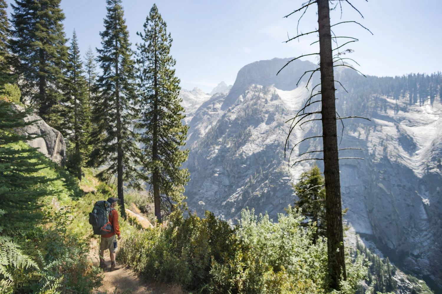 backpacking-to-hamilton-lake.jpg