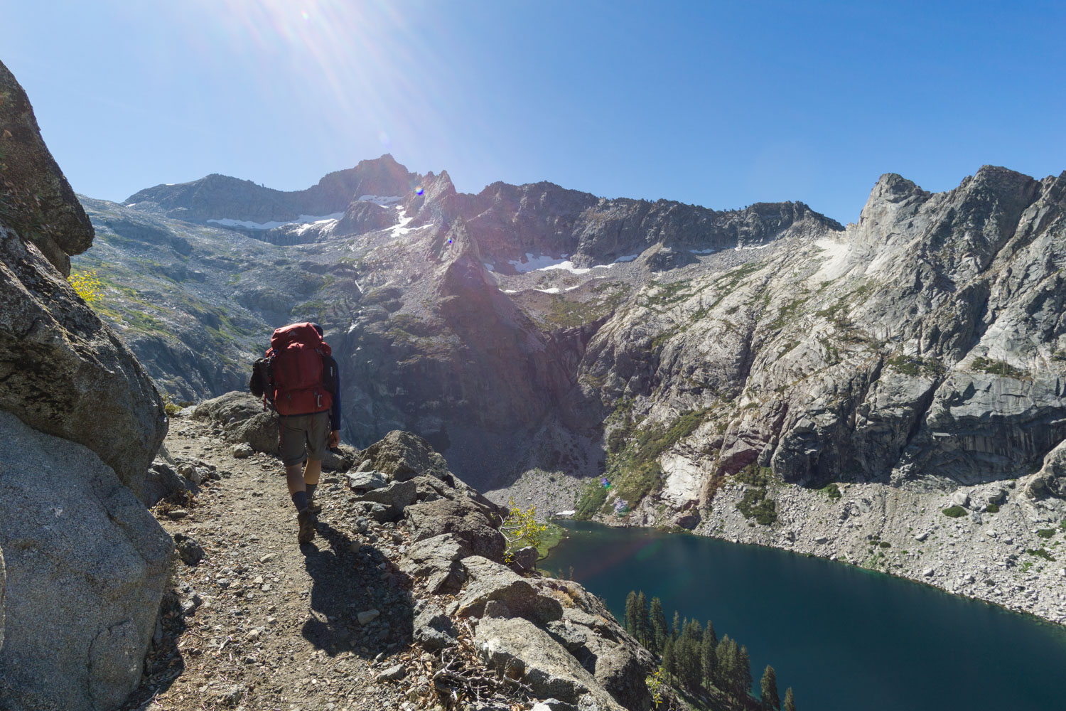 Day 3 backpacking on the High Sierra Trail headed to Moraine Lake