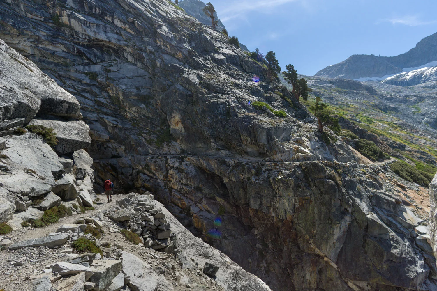 Heading up to precipice lake from hamilton lake
