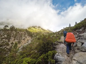 High Sierra Trail Day 5 — Junction Meadow to Guitar Lake